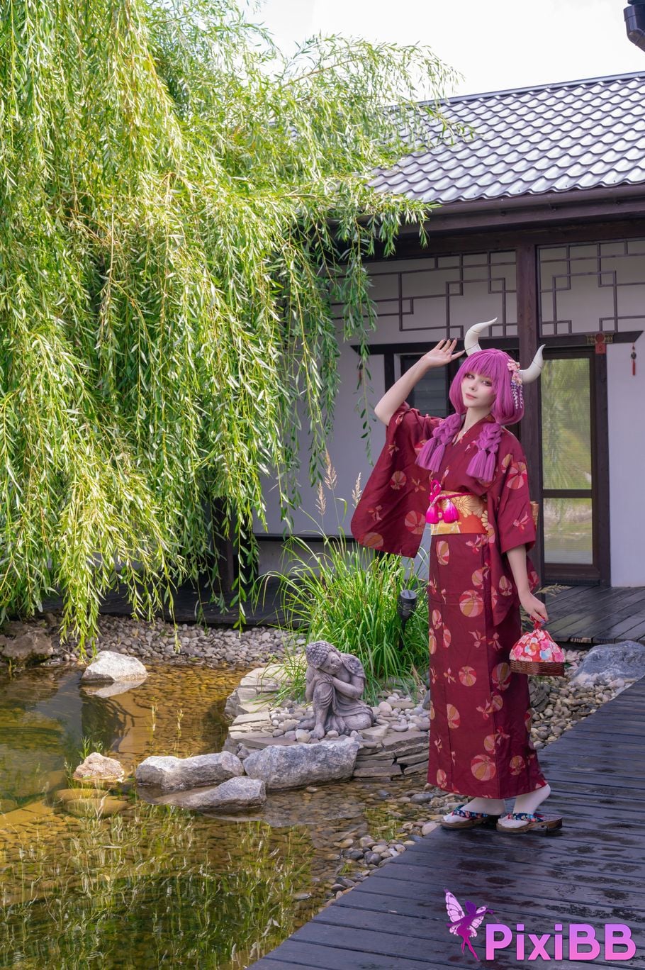 Tsuki Desu Aura PixiBB.COM 28