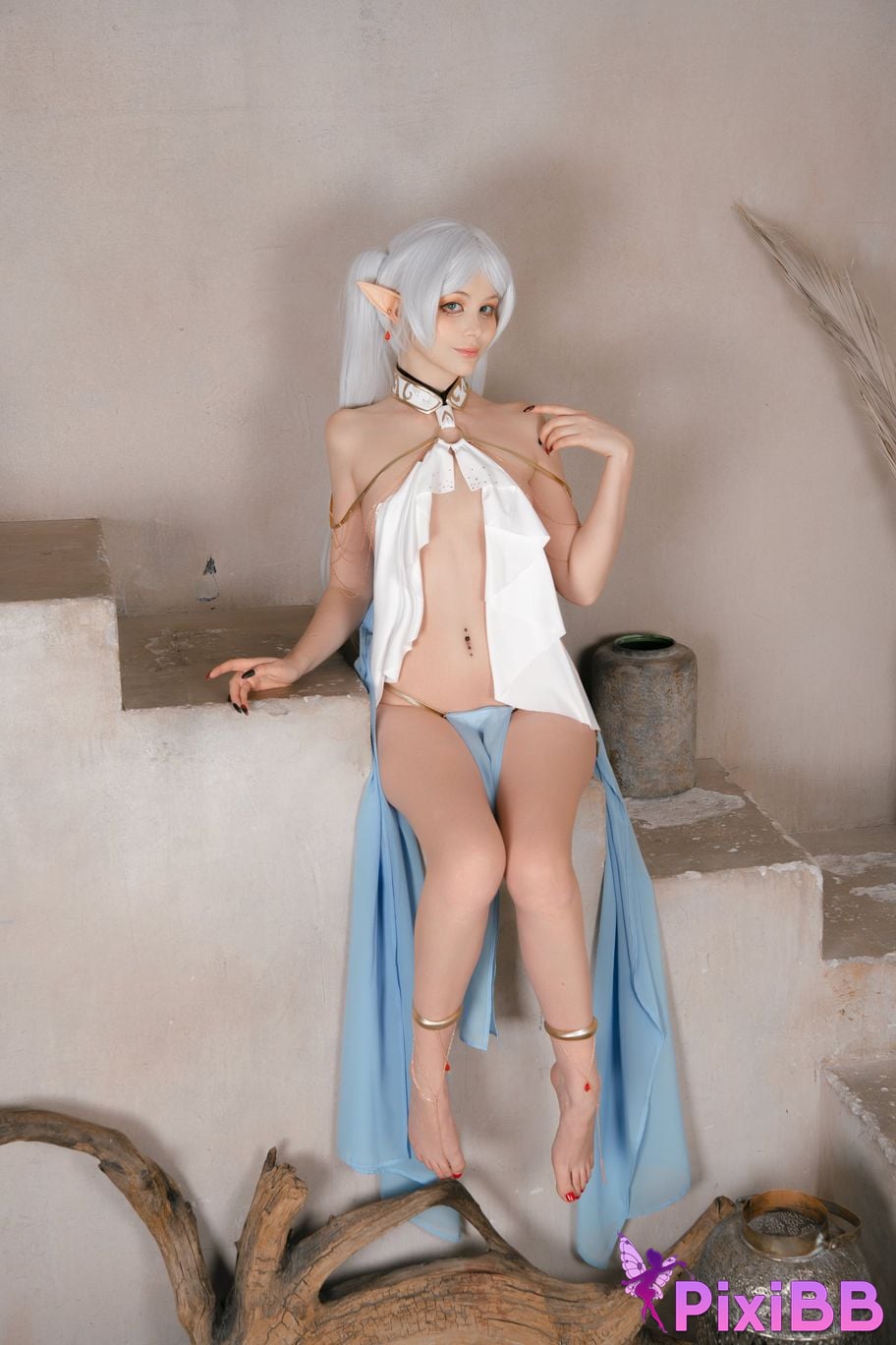 Tsuki Desu Frieren PixiBB.COM 3