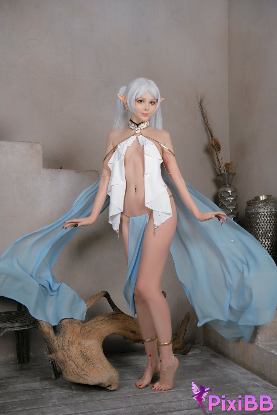 Tsuki Desu Frieren PixiBB.COM 33