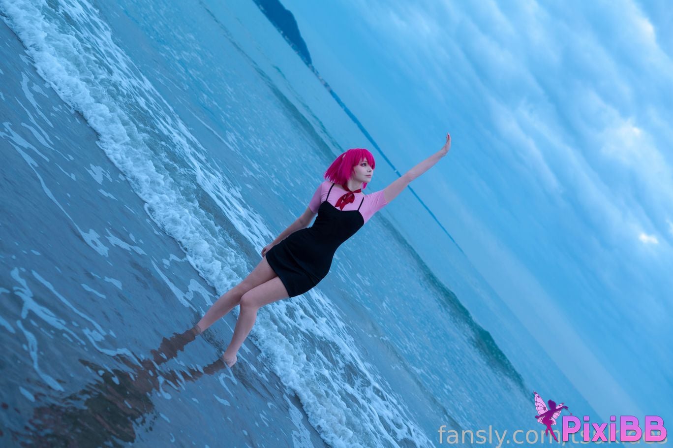 Tsuki Desu Nana PixiBB.COM 15