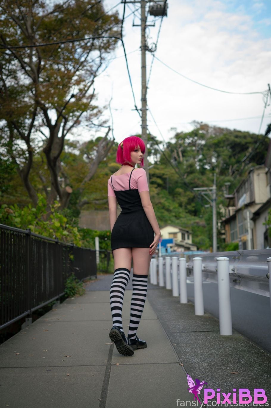 Tsuki Desu Nana PixiBB.COM 26