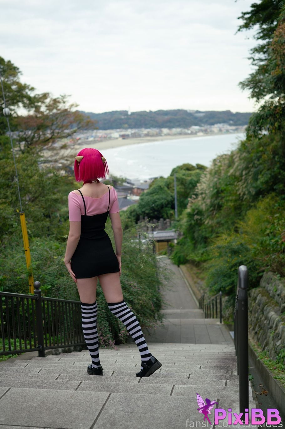 Tsuki Desu Nana PixiBB.COM 4