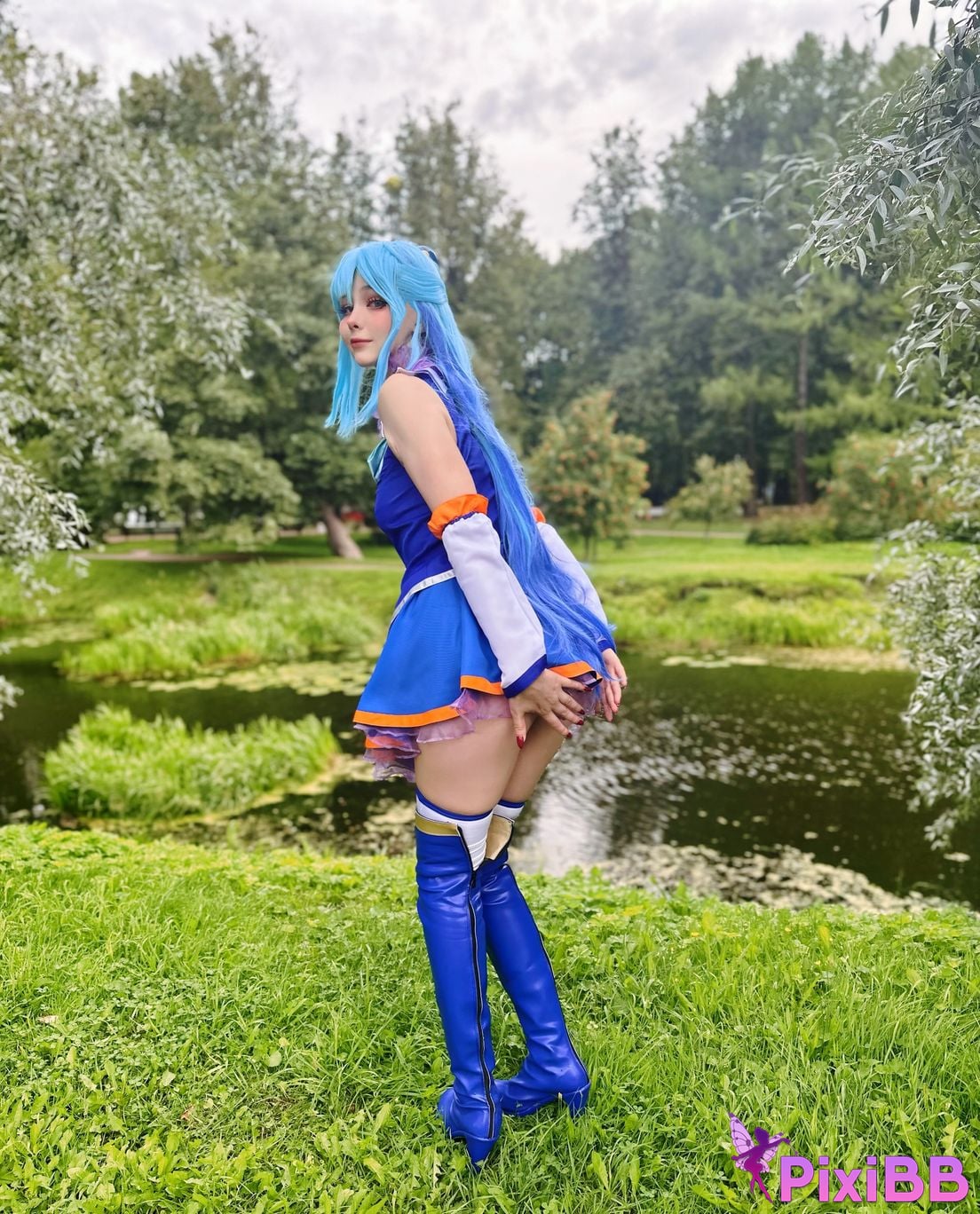 Tsuki Desu Aqua PixiBB.COM 47