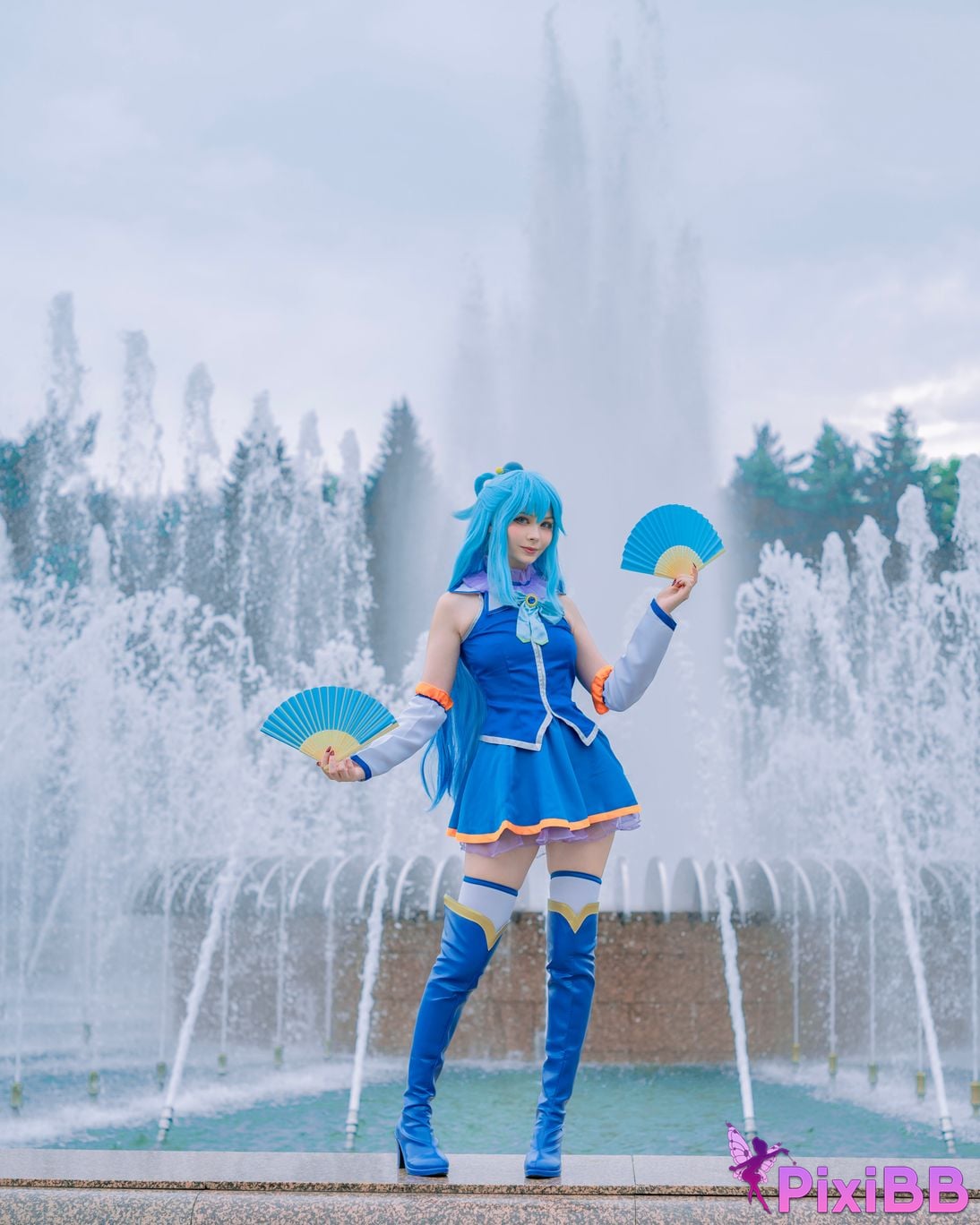 Tsuki Desu Aqua PixiBB.COM