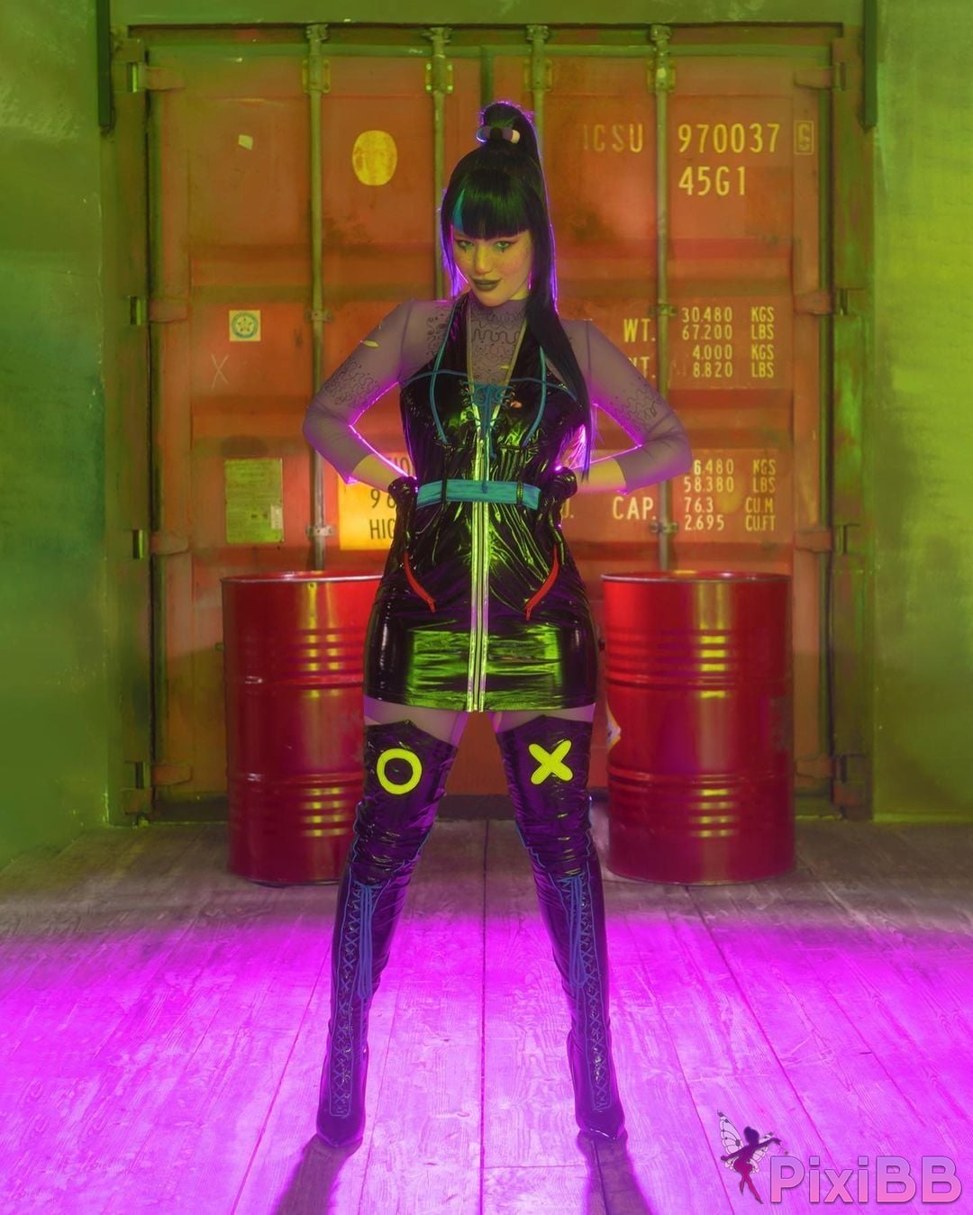 Lada Lyumos Punchline PixiBB.COM 2