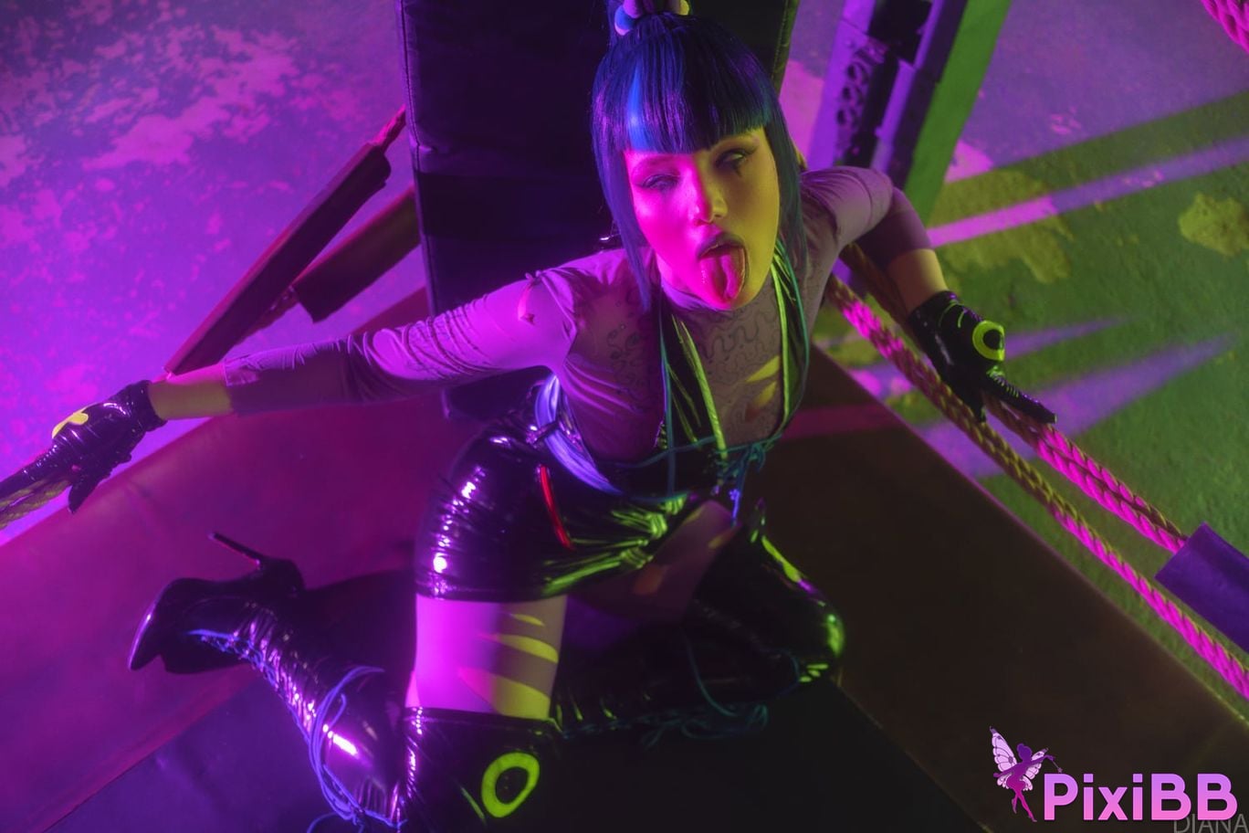 Lada Lyumos Punchline PixiBB.COM 5