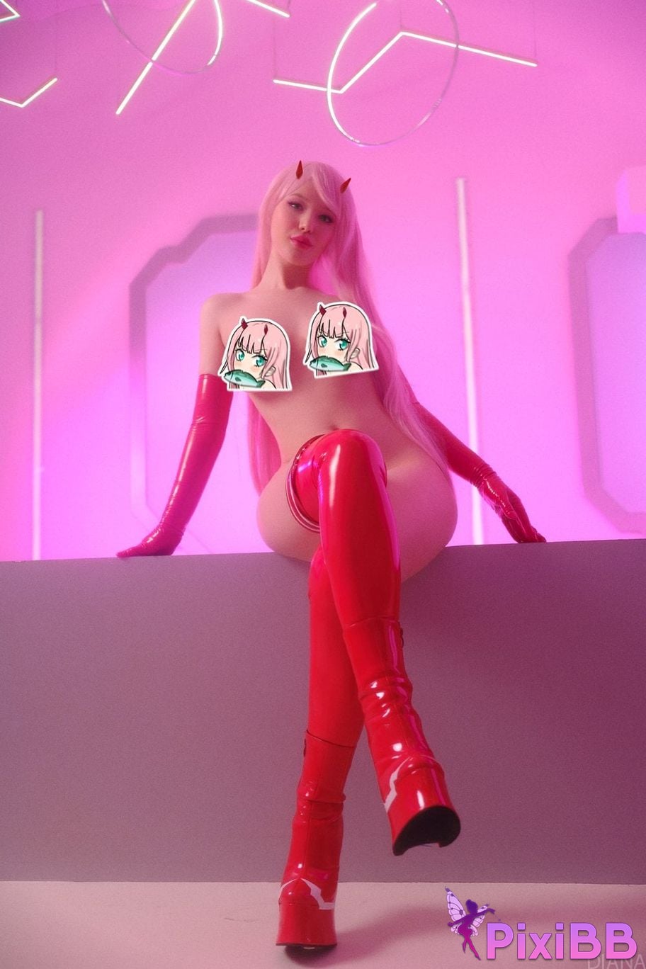 Lada Lyumos Zero Two PixiBB.COM 4