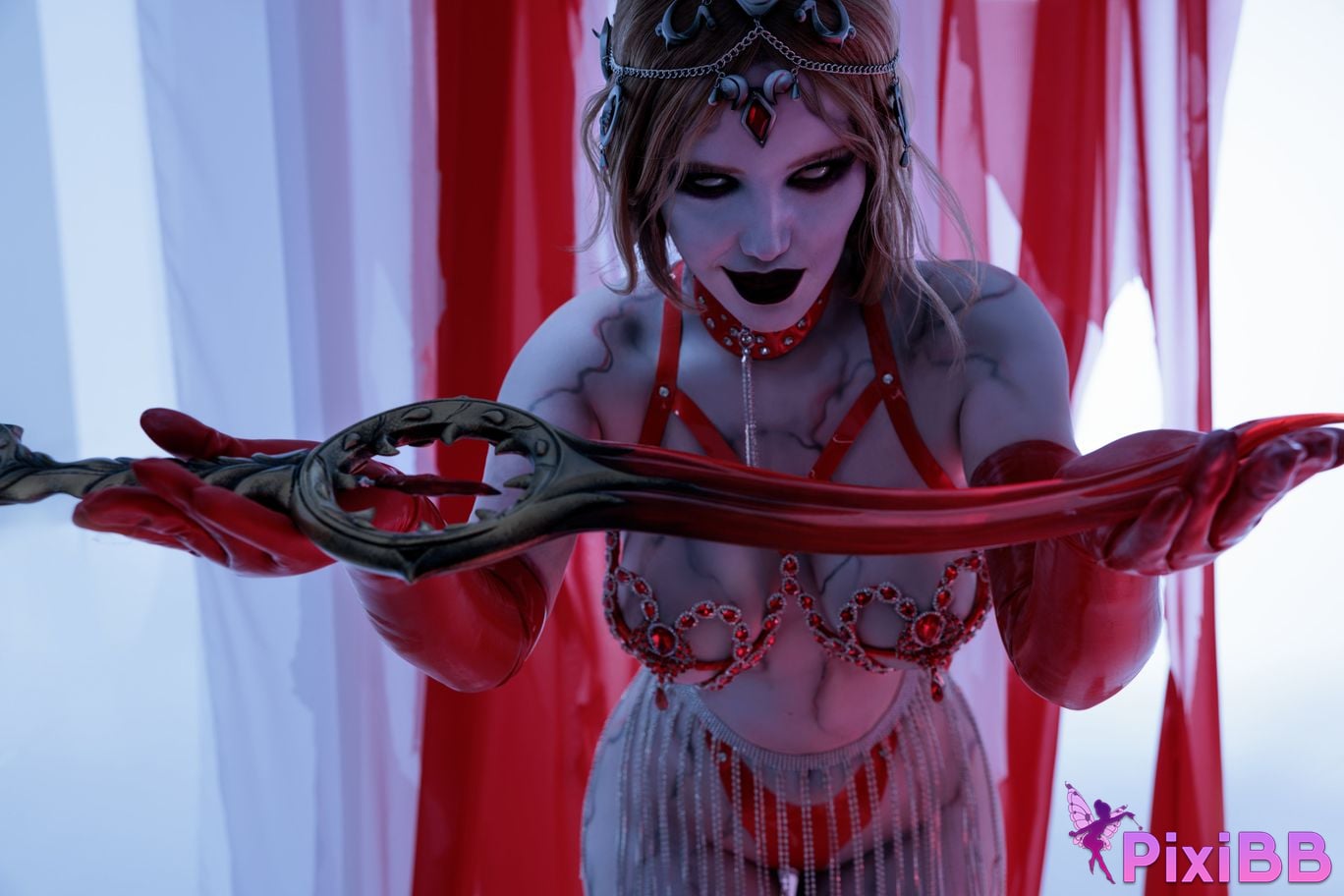 Lada Lyumos Orin the Red PixiBB.COM 10