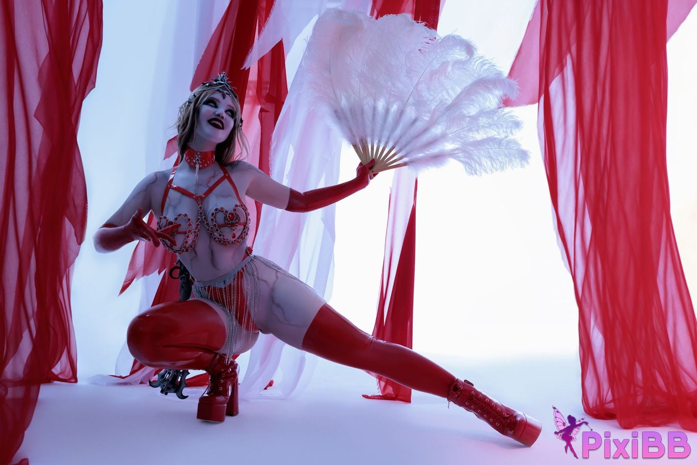 Lada Lyumos Orin the Red PixiBB.COM 3