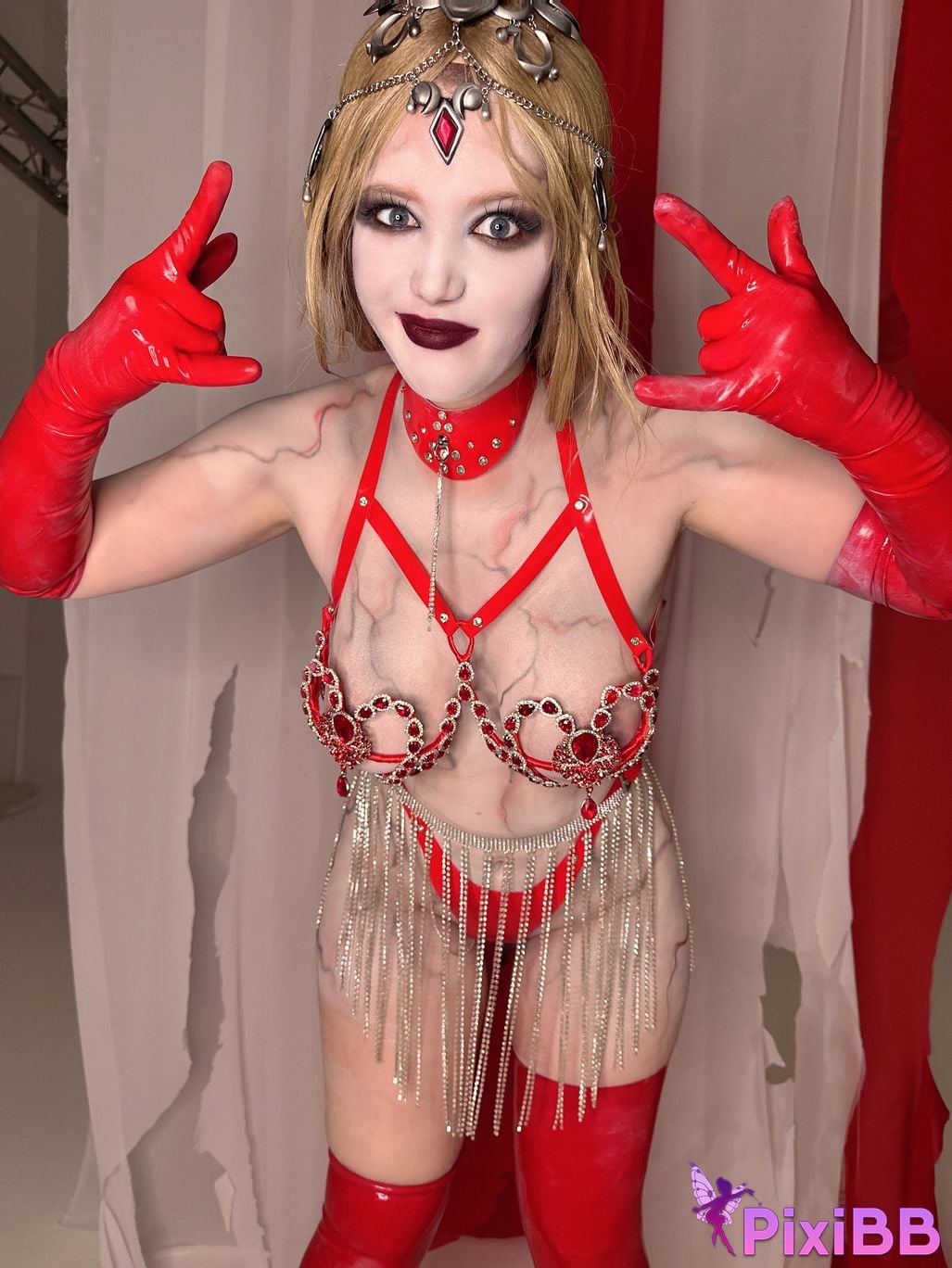 Lada Lyumos Orin the Red PixiBB.COM 34