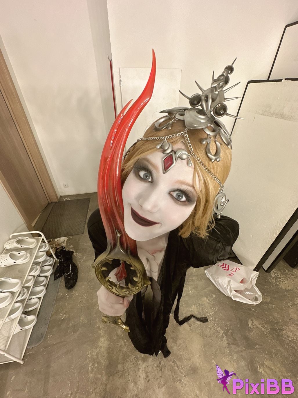 Lada Lyumos Orin the Red PixiBB.COM 60