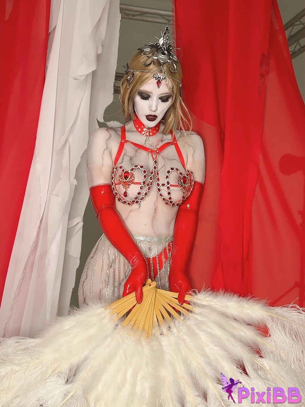 Lada Lyumos Orin the Red PixiBB.COM 79