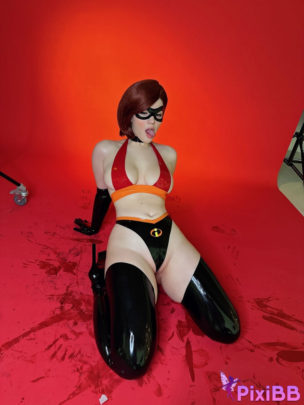 Lada Lyumos Elastigirl PixiBB.COM 15