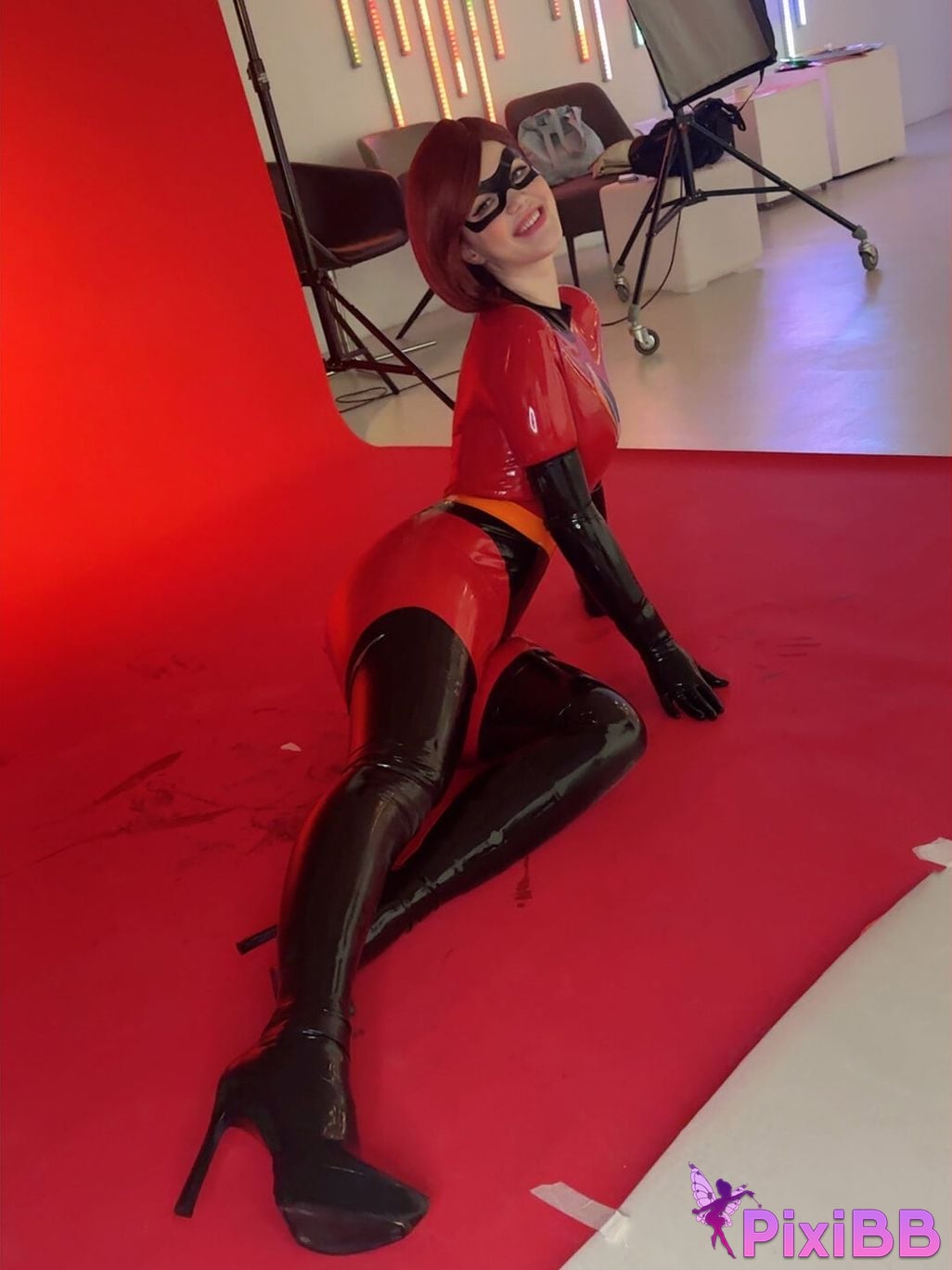 Lada Lyumos Elastigirl PixiBB.COM 50