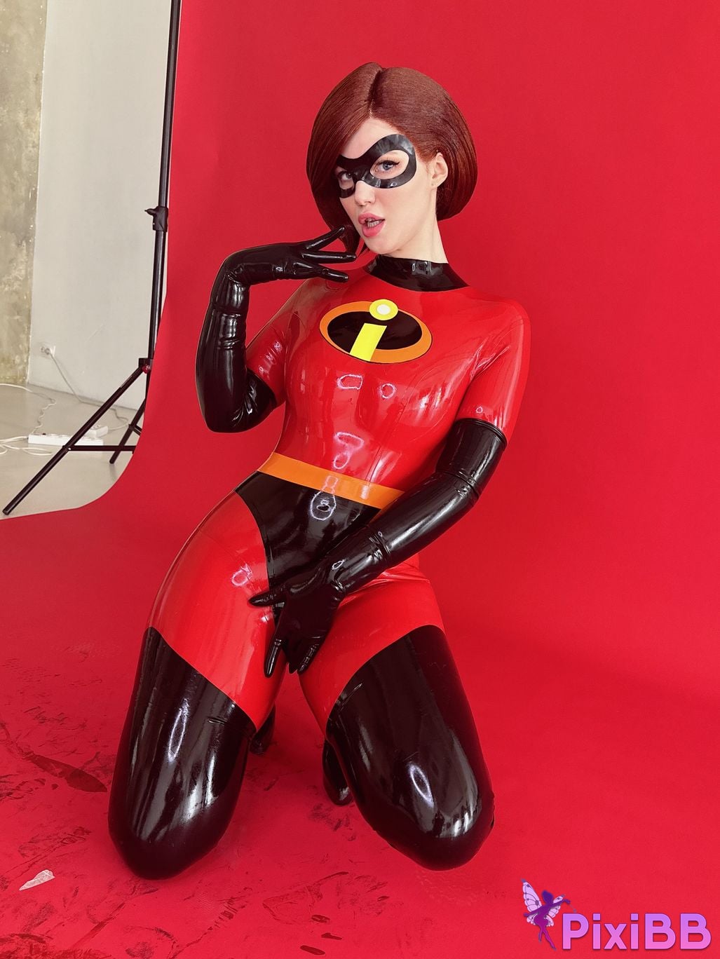 Lada Lyumos Elastigirl PixiBB.COM 6