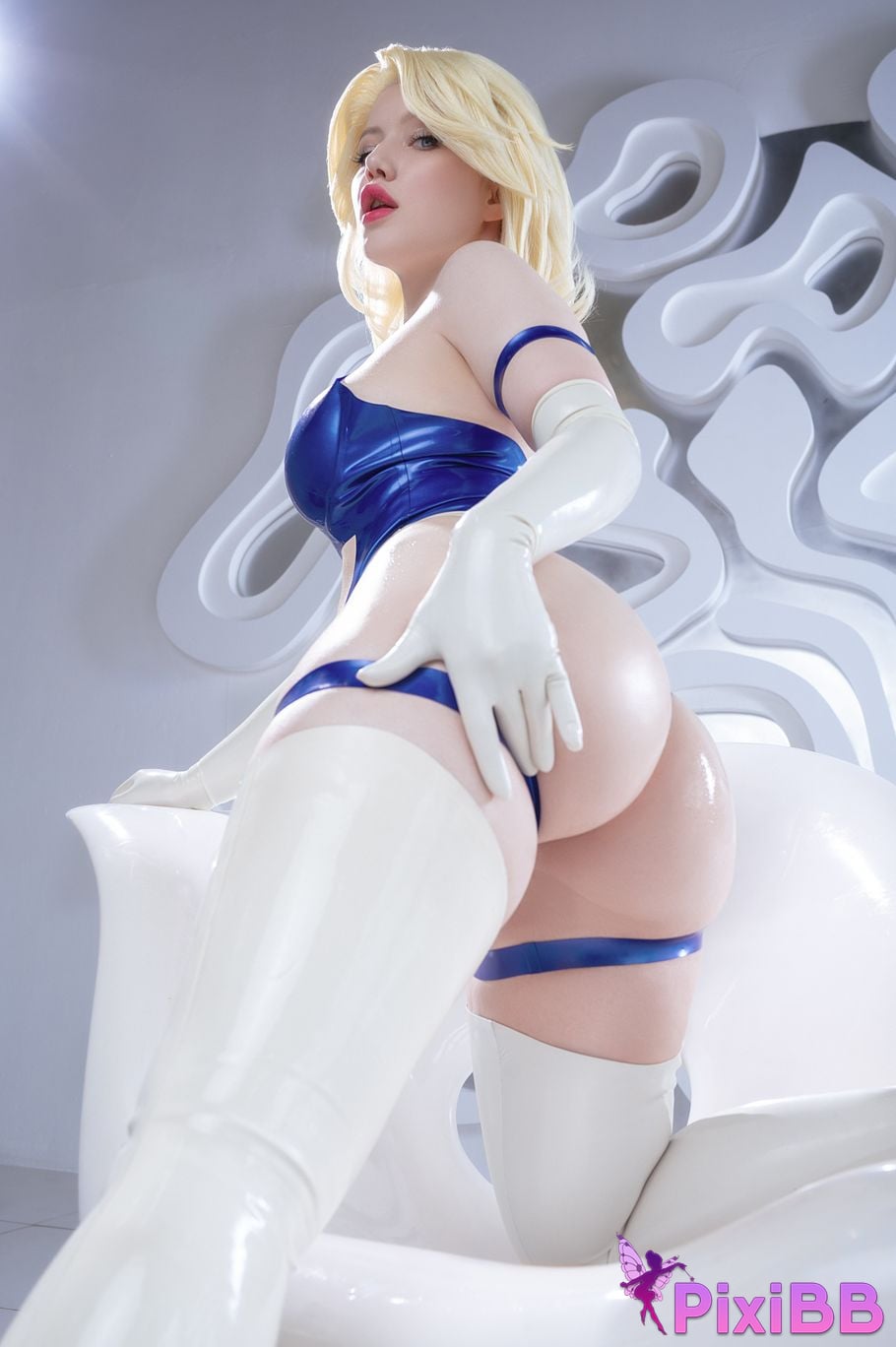 Lada Lyumos Susan Storm (Invisible Woman) PixiBB.COM 70