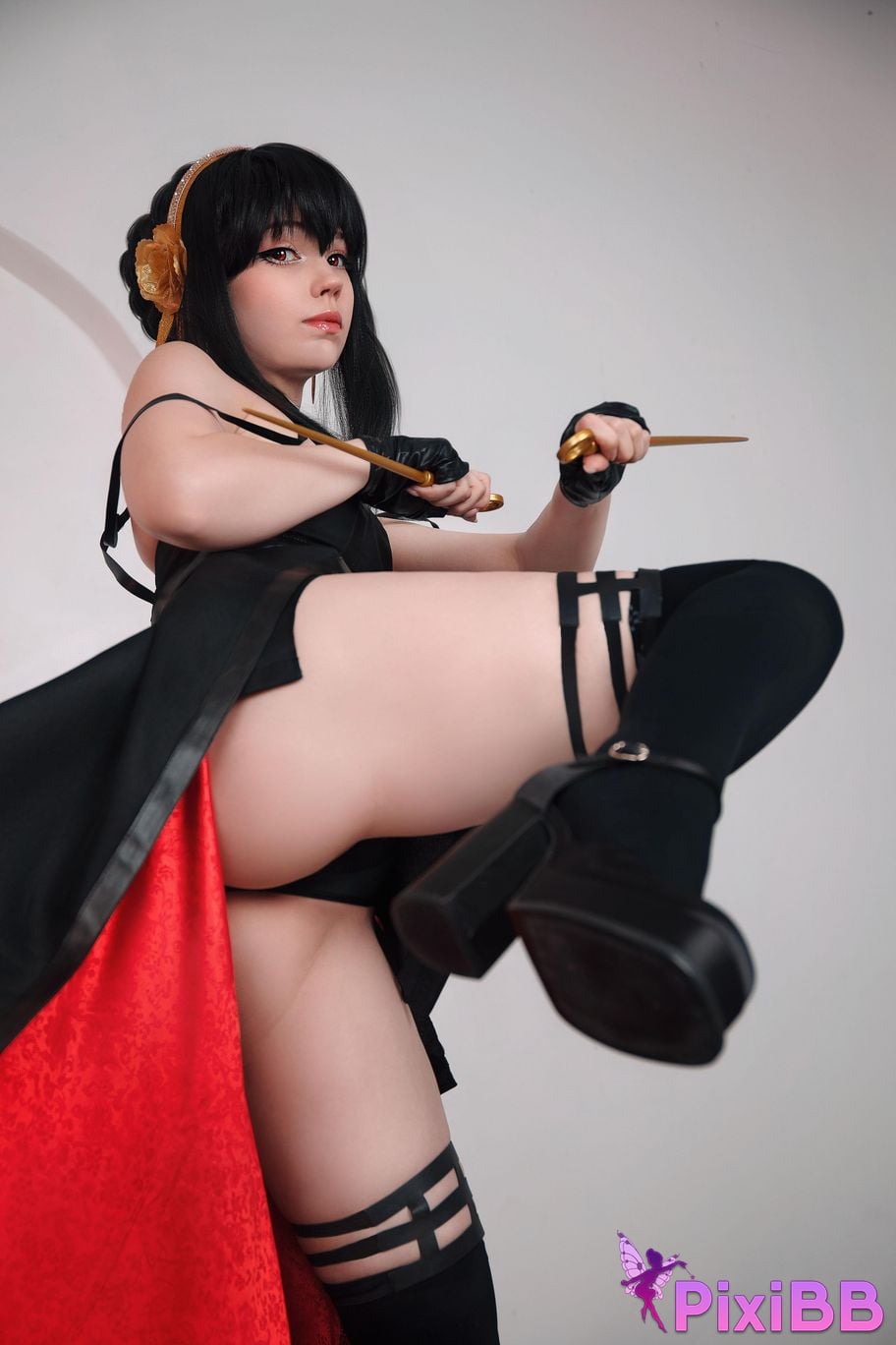 Caticornplay Yor Forger PixiBB.COM 56