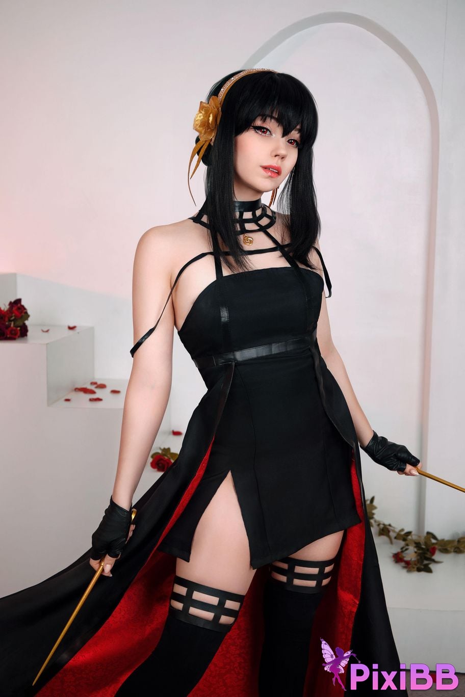 Caticornplay Yor Forger PixiBB.COM