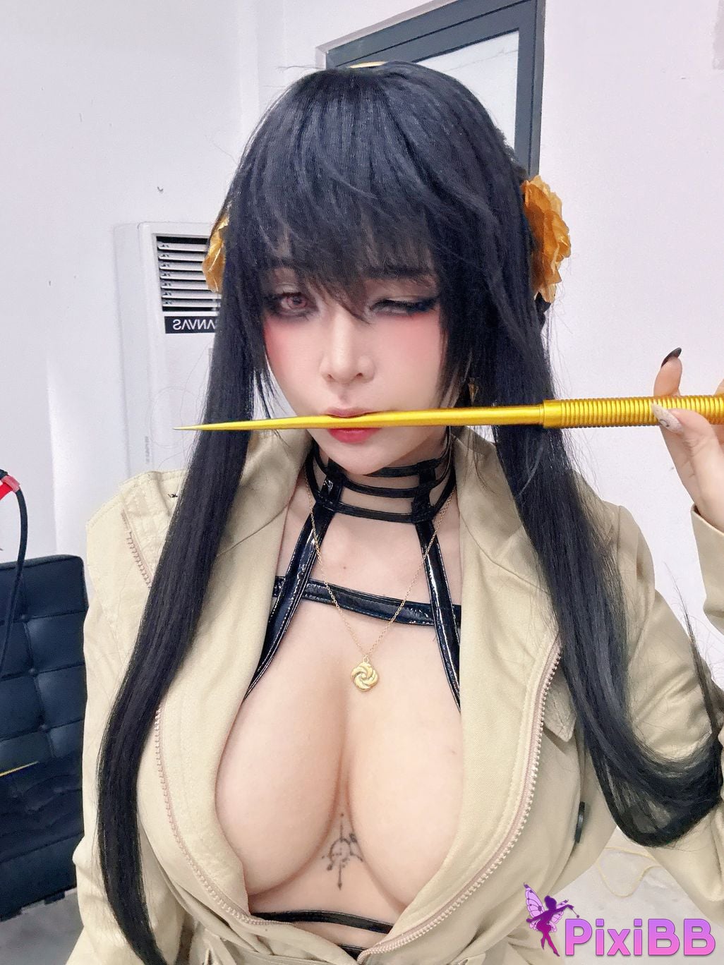 Umeko J Yor Forger Trench Coat PixiBB.COM 103