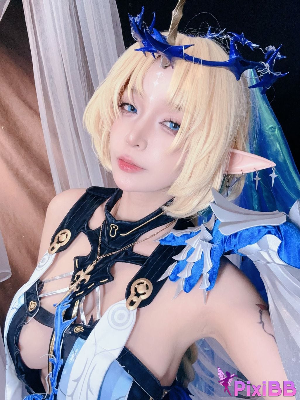 UJFleurdelys PixiBB.COM 70