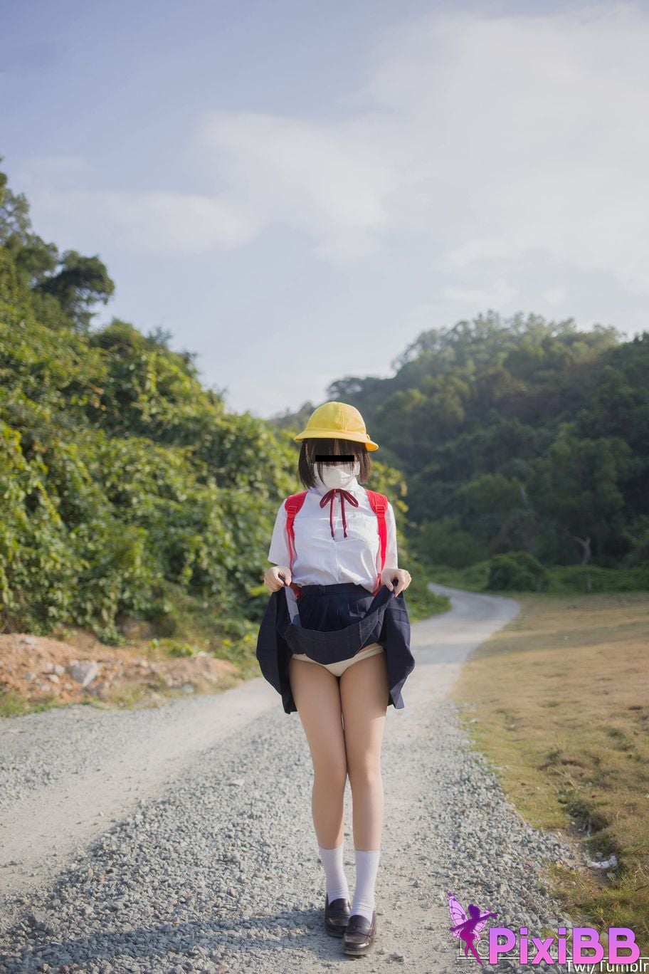 Cosplayer Youbao three years old Encountered a bad guy in kindergarten and asked to be undressed PixiBB.COM 004