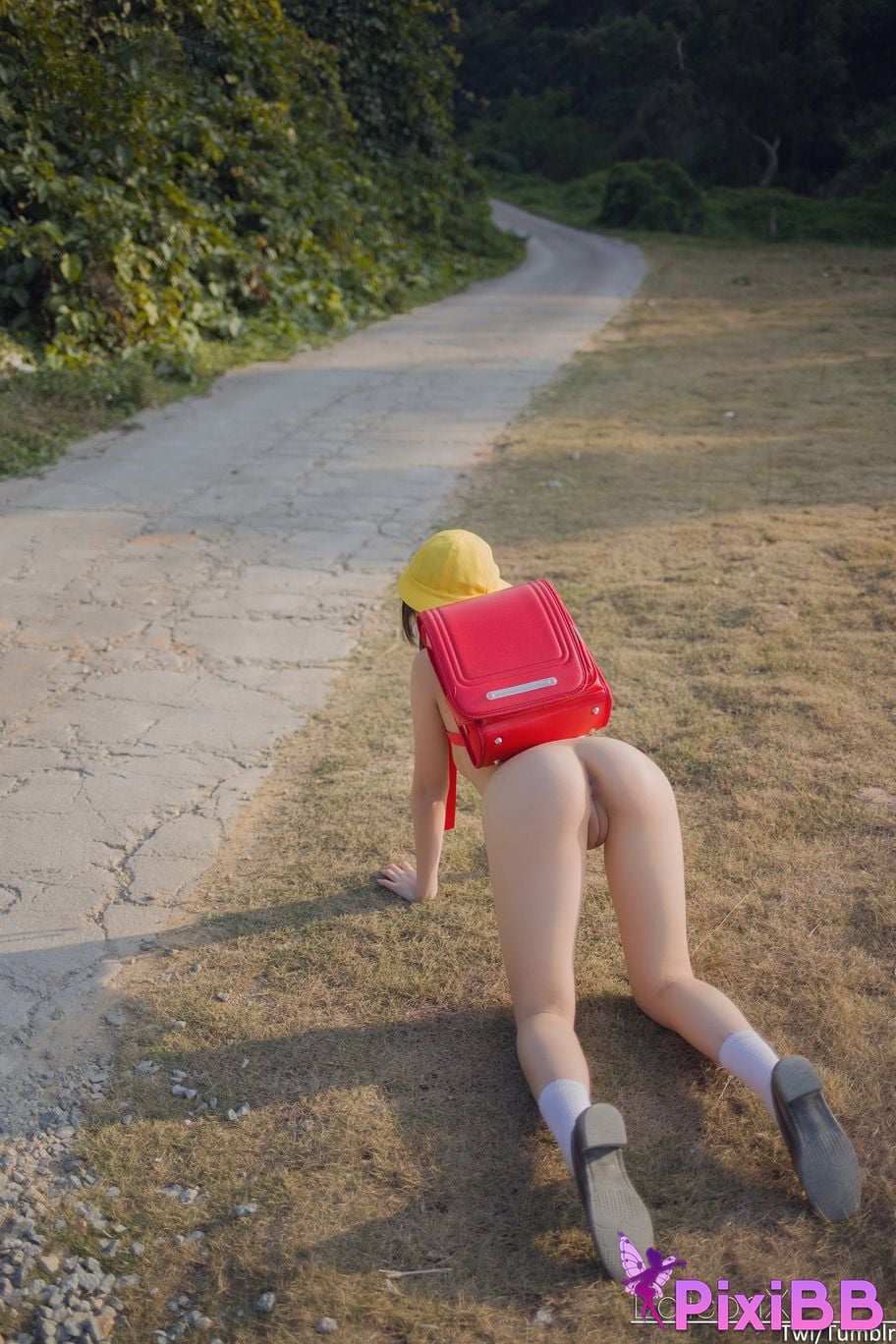 Cosplayer Youbao three years old Encountered a bad guy in kindergarten and asked to be undressed PixiBB.COM 028