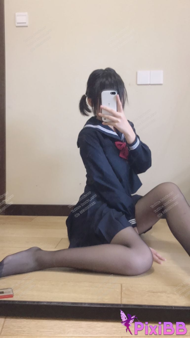 Cosplayer Youbao three years old JK at home PixiBB.COM 002