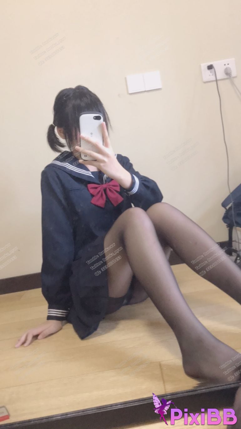 Cosplayer Youbao three years old JK at home PixiBB.COM 007