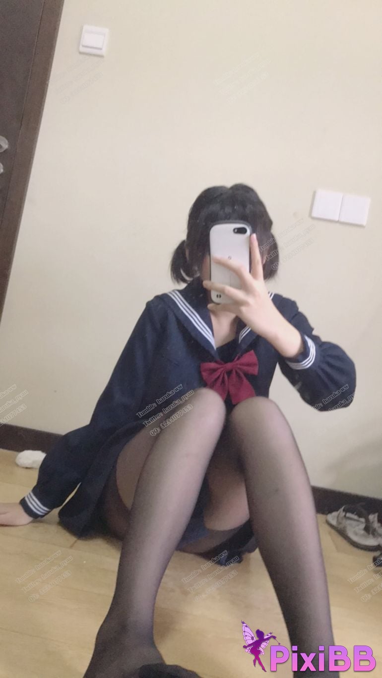 Cosplayer Youbao three years old JK at home PixiBB.COM 010