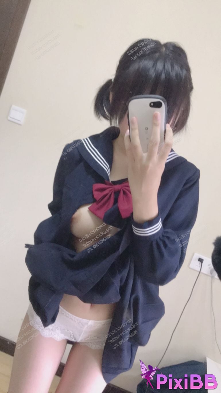 Cosplayer Youbao three years old JK at home PixiBB.COM 012