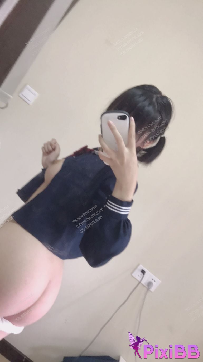 Cosplayer Youbao three years old JK at home PixiBB.COM 019