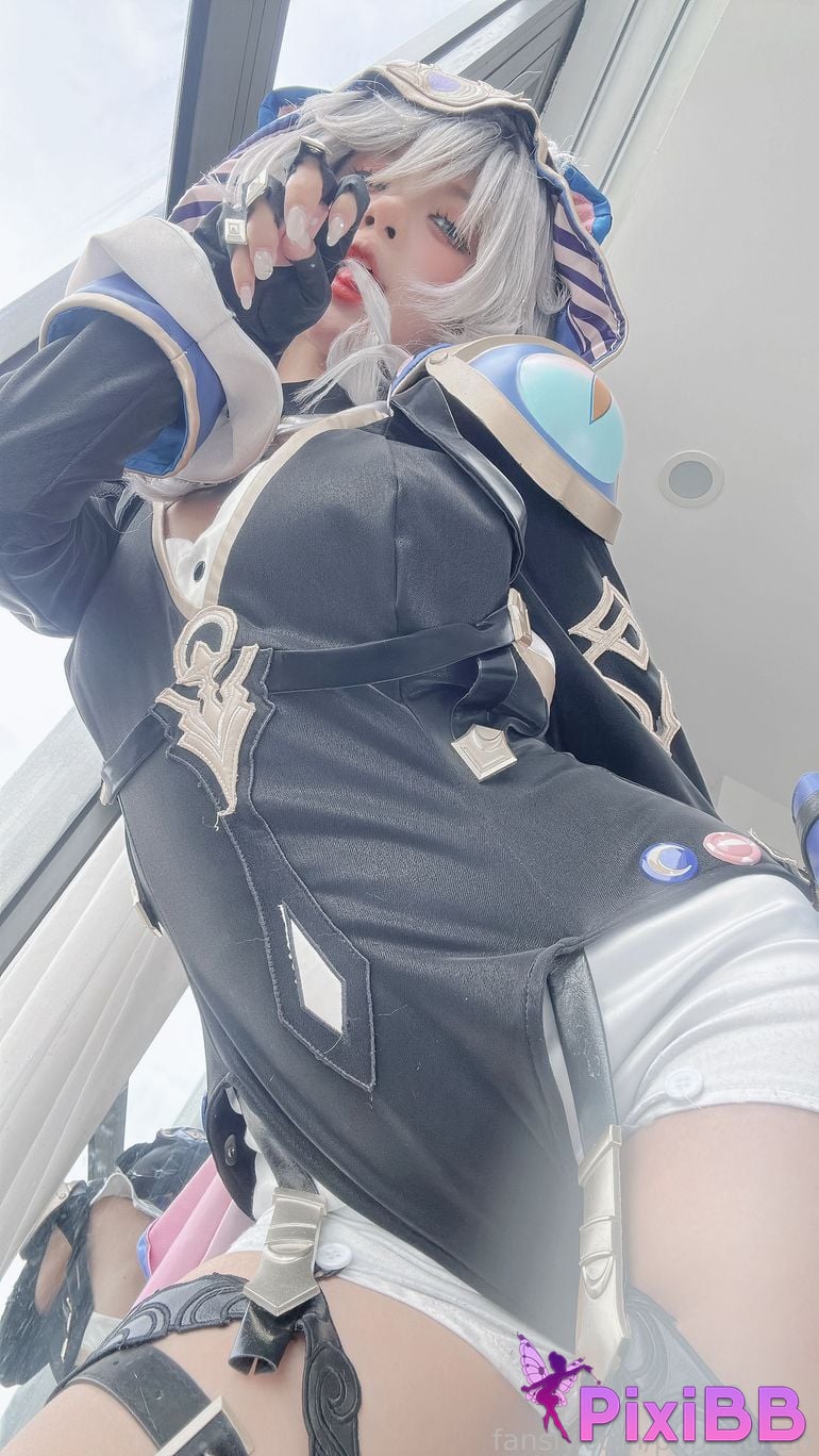 Cosplayer PoppaChan Cipher HSR PixiBB.COM 016