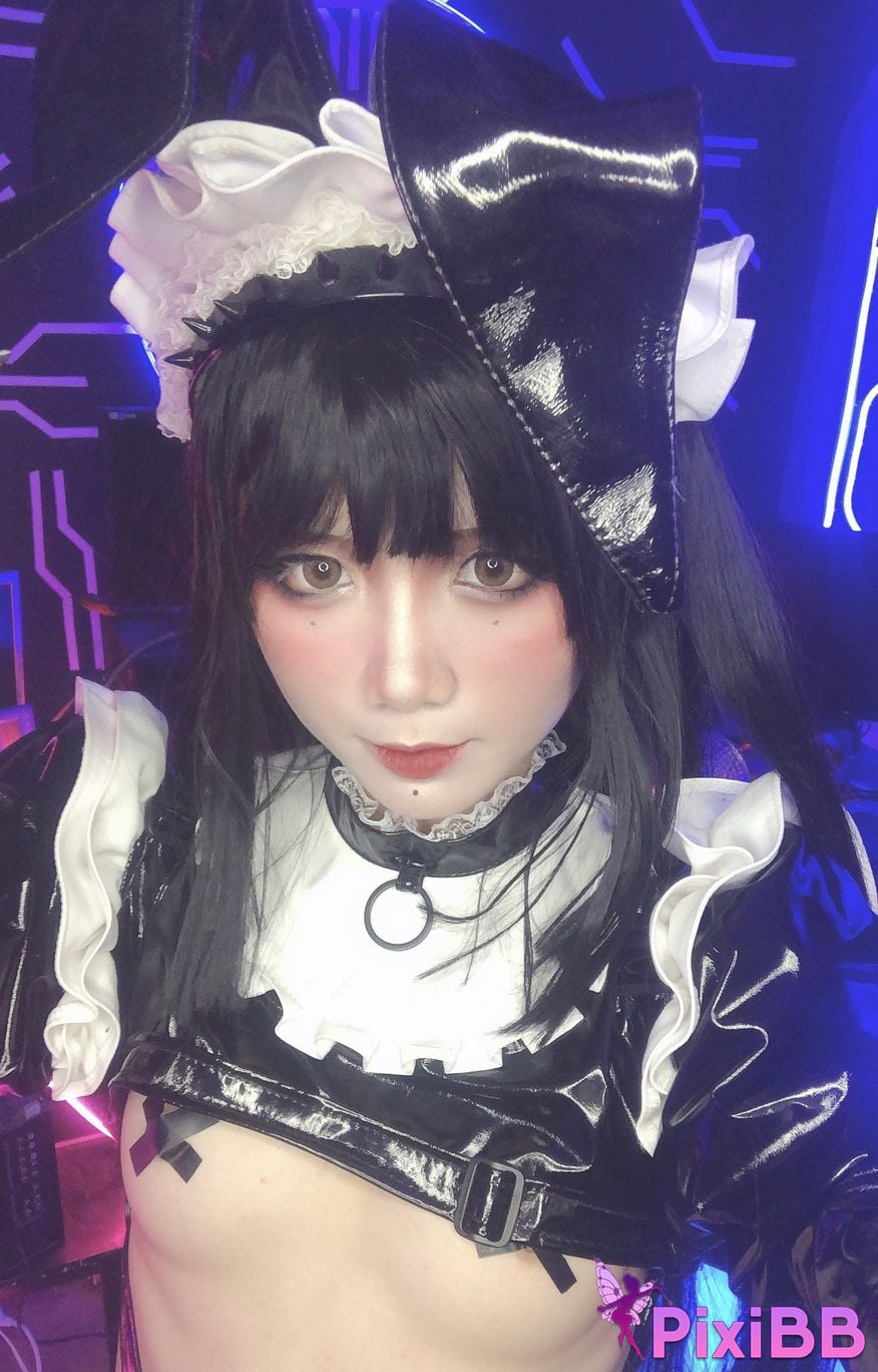 Cosplayer PoppaChan Zenith Bunny Black rubber socks cross breast patch PixiBB.COM 031