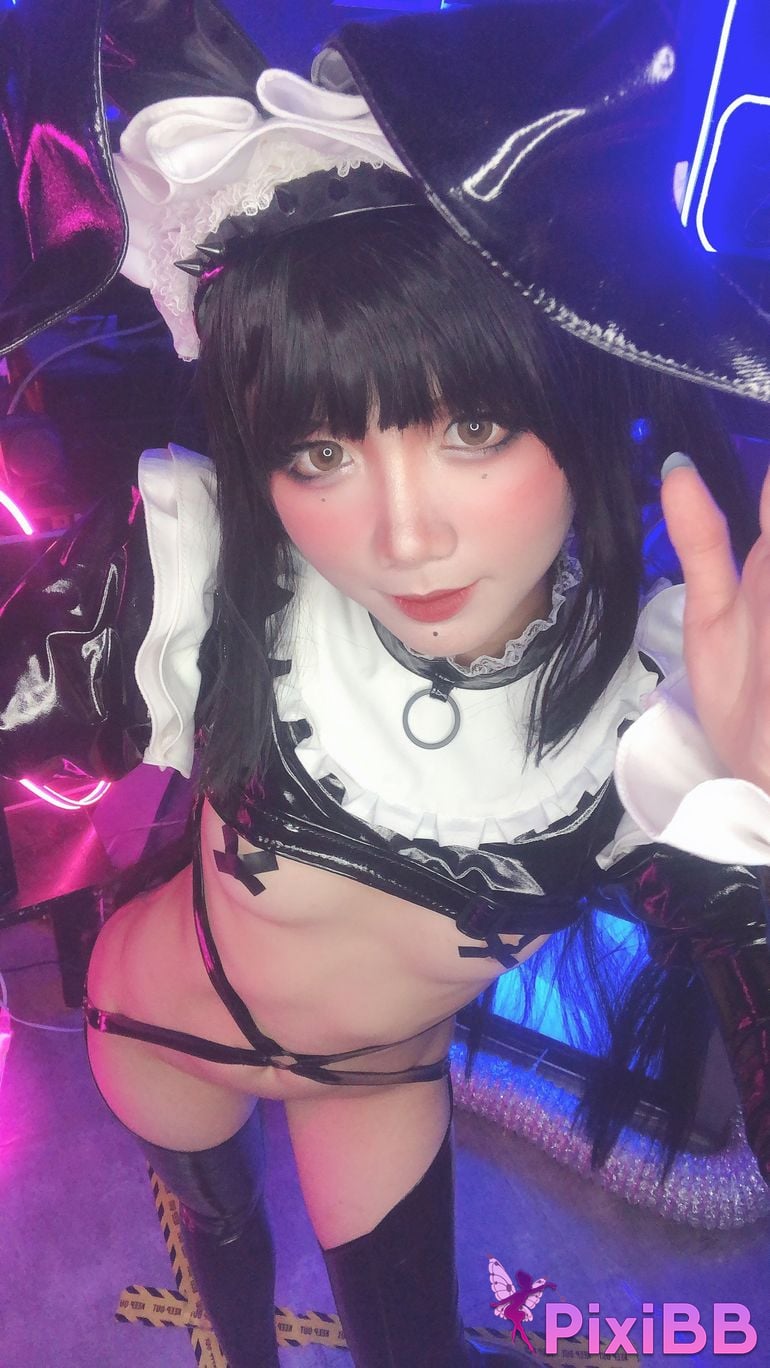 Cosplayer PoppaChan Zenith Bunny Black rubber socks cross breast patch PixiBB.COM 038