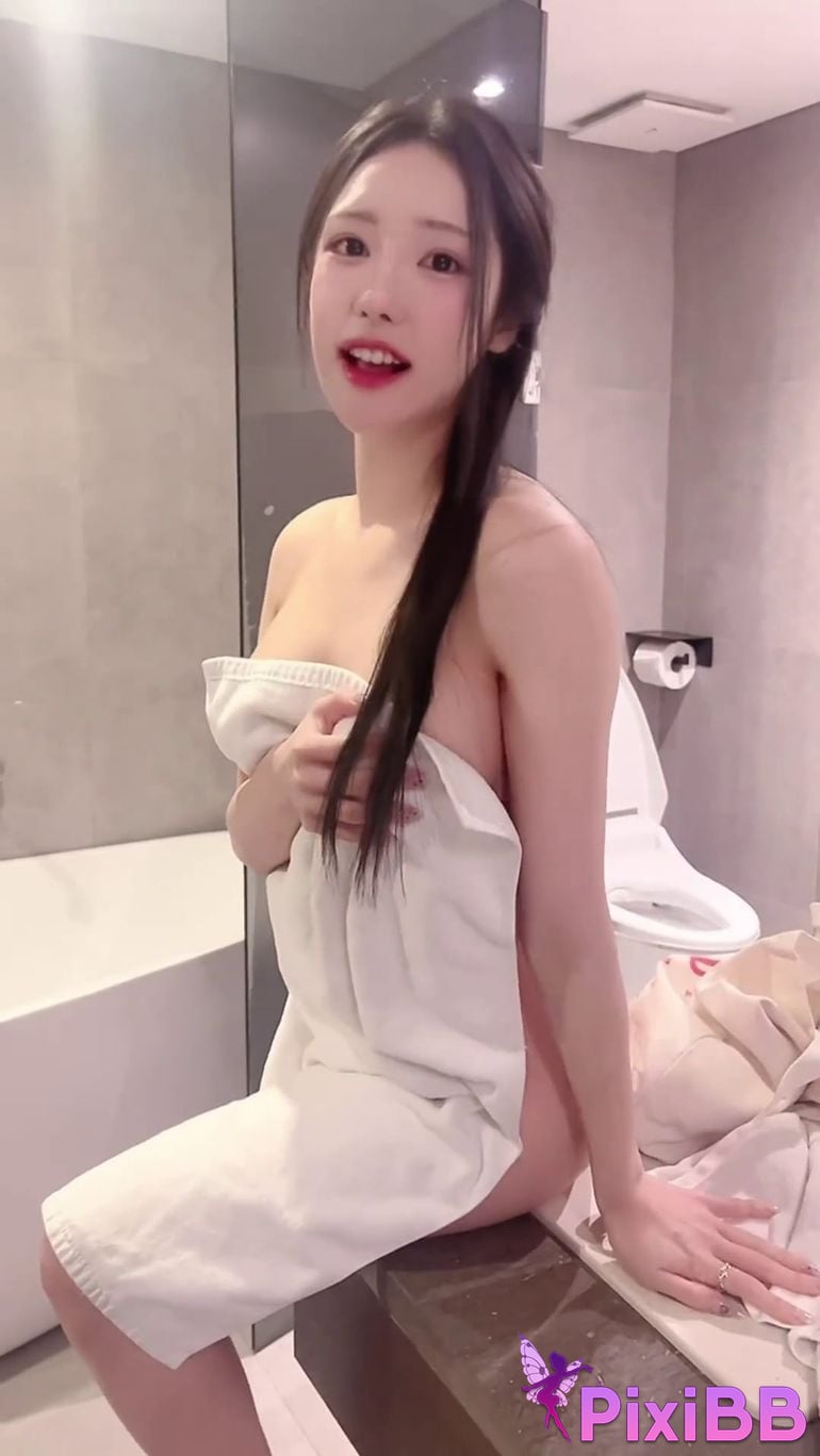 BJ Pyuri Fury On fan this and that reaction etc. PixiBB.COM 045