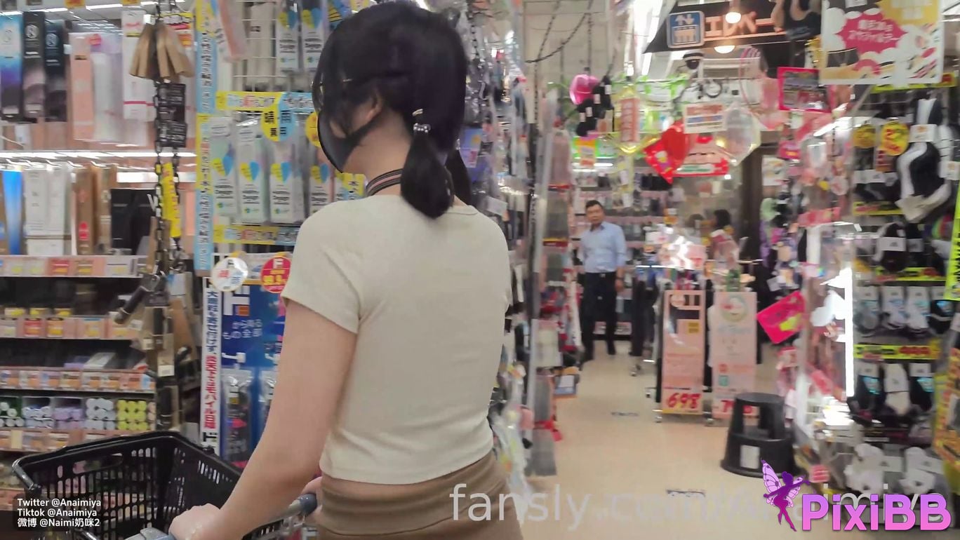 Cosplayer Anaimiya Boobs plot Forced to travel without indoors on the subway PixiBB.COM 002