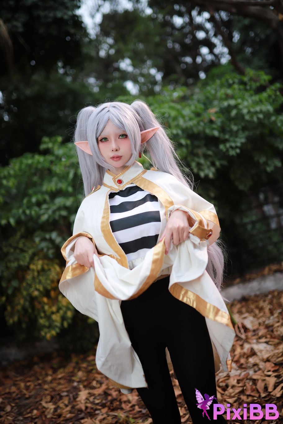 Cosplayer Pear Uesugi The funeral of Florian PixiBB.COM 007