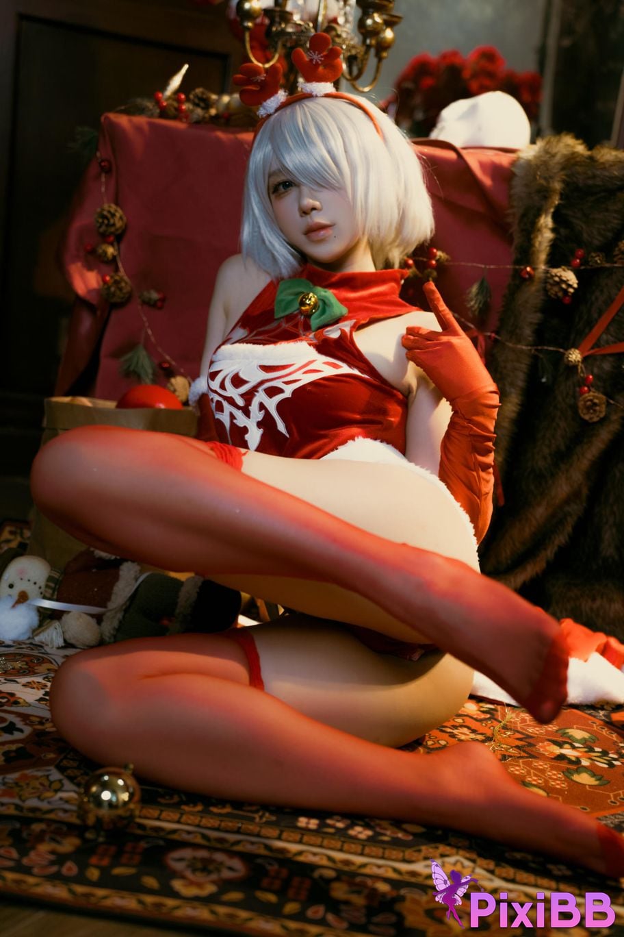 Cosplayer Jiuqu Jean Neil Mechanical Era 2B Christmas PixiBB.COM 004