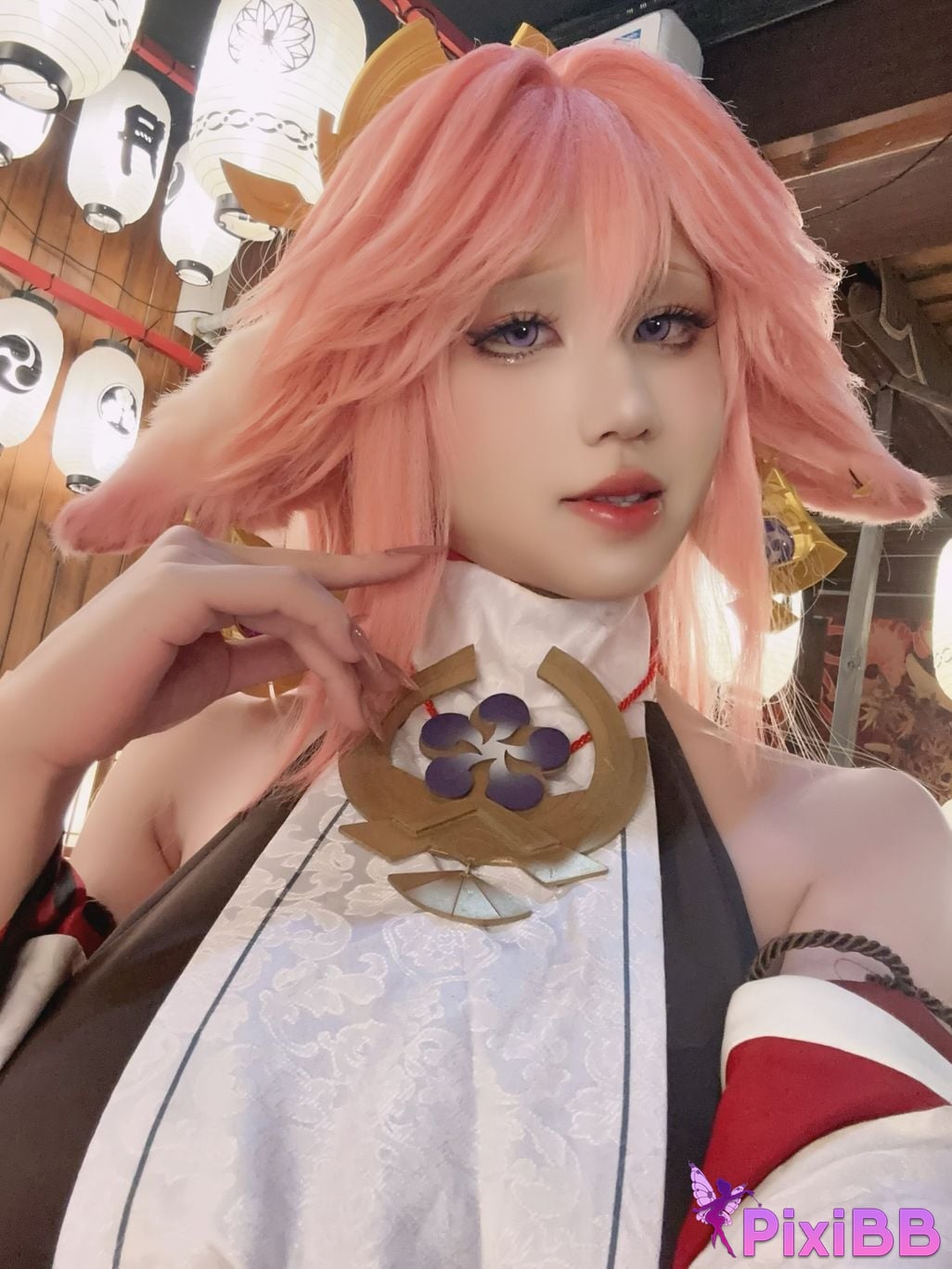 Cosplayer Jiuqu Jean Yae Miko PixiBB.COM 001