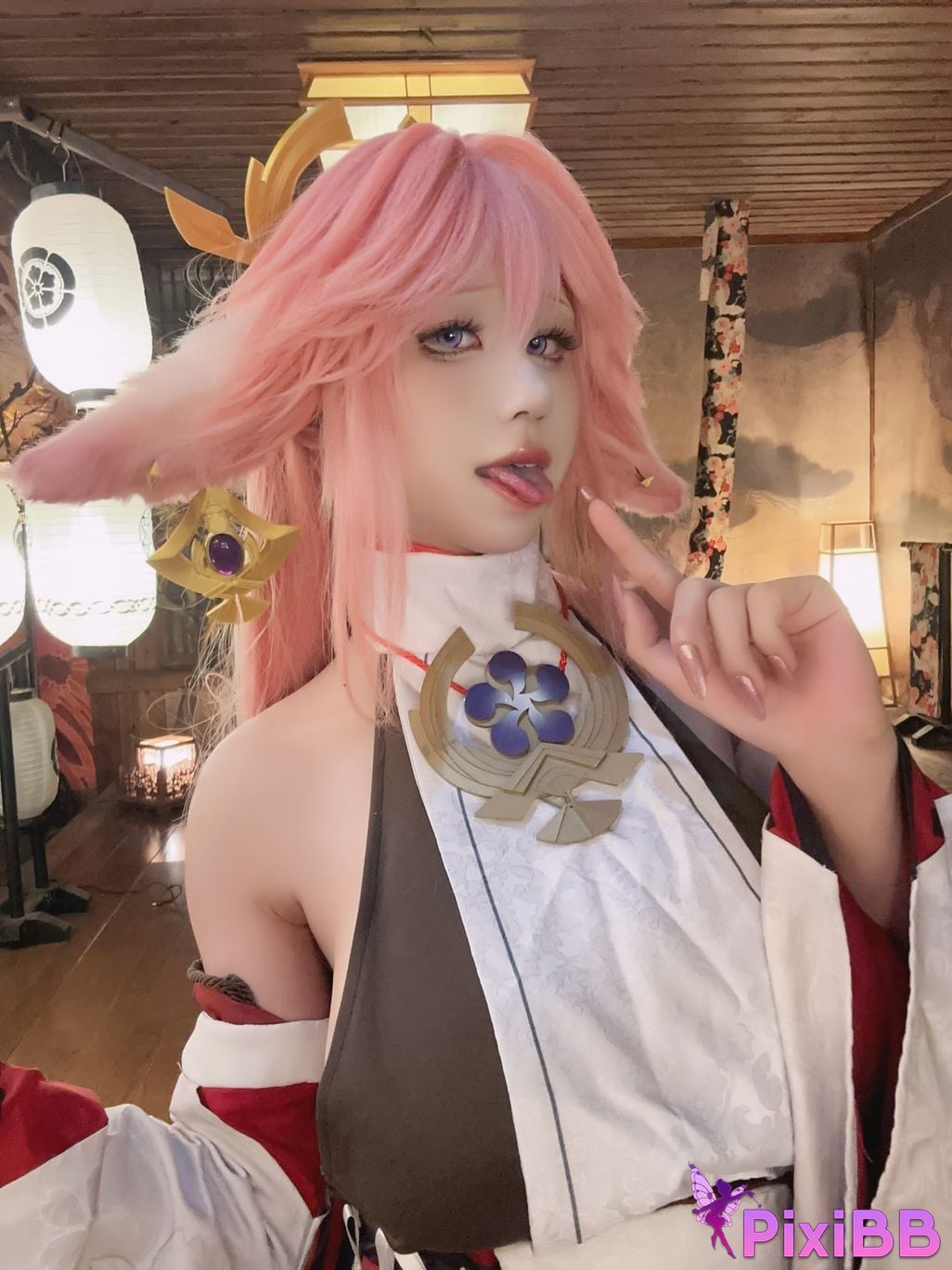 Cosplayer Jiuqu Jean Yae Miko PixiBB.COM 014