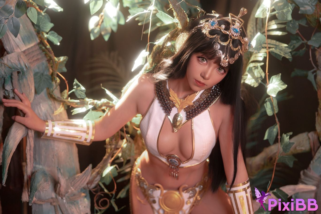 Cosplayer Bangni Bonnie egyptian princess PixiBB.COM 008