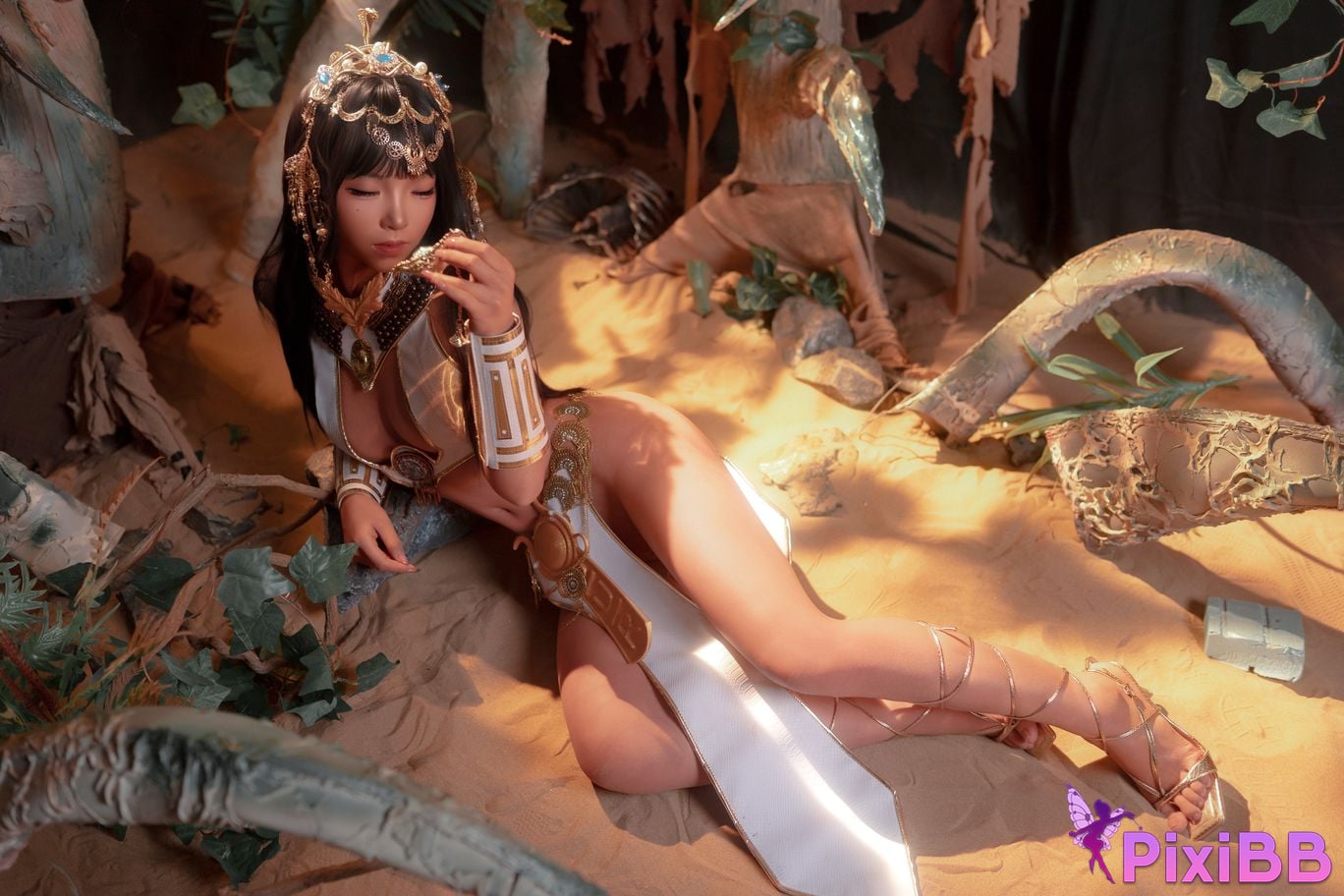 Cosplayer Bangni Bonnie egyptian princess PixiBB.COM 068