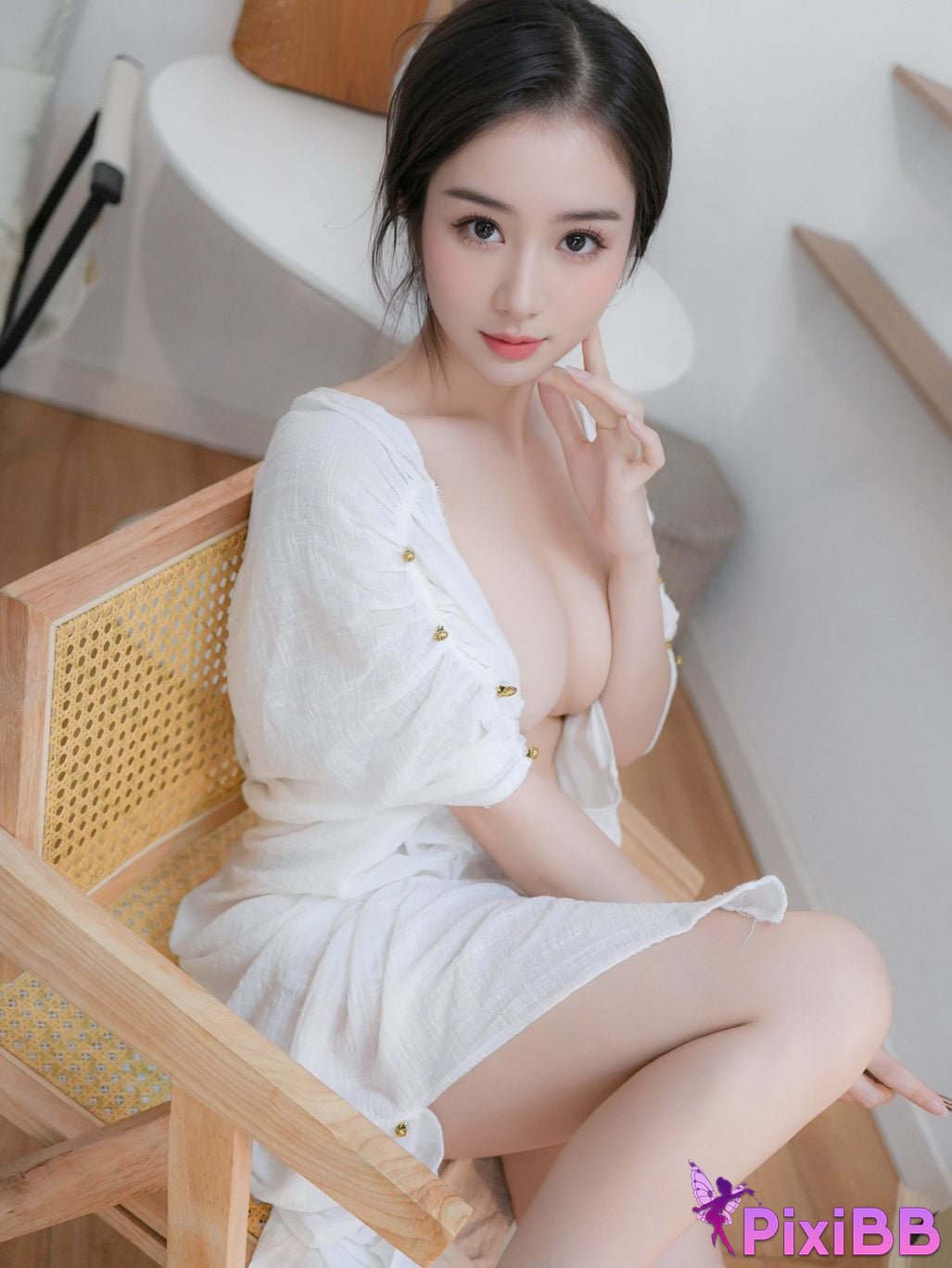 XR Uncensored Nanzhi R18 Xiuren.com model Beautiful painter in a white long dress PixiBB.COM 027