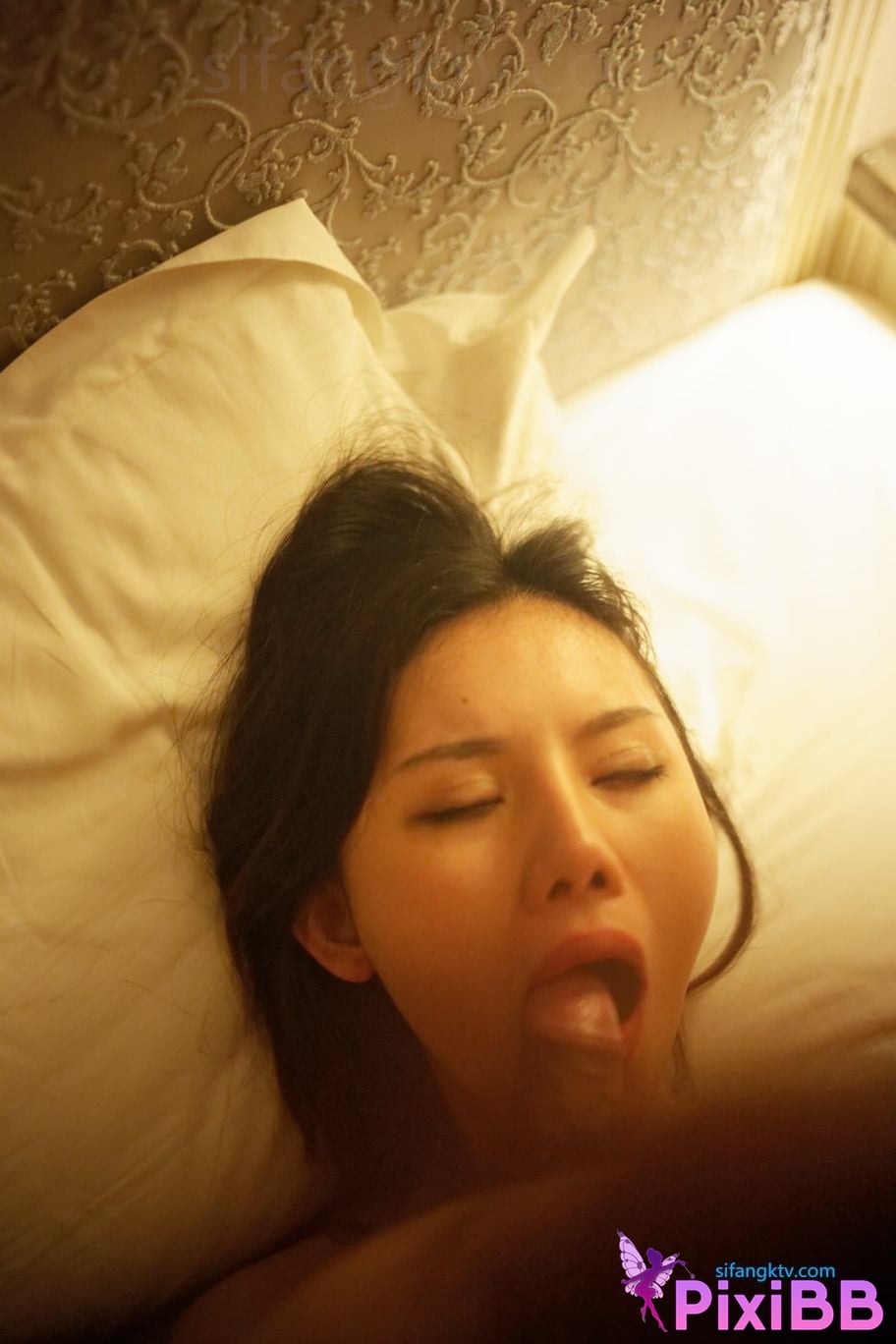 Jiu Shi A Zhu Its AZhu Zhen Cang Ban Fu Ke Lao Pa Wu Xiu Yuan Dang sex film PixiBB.COM 147