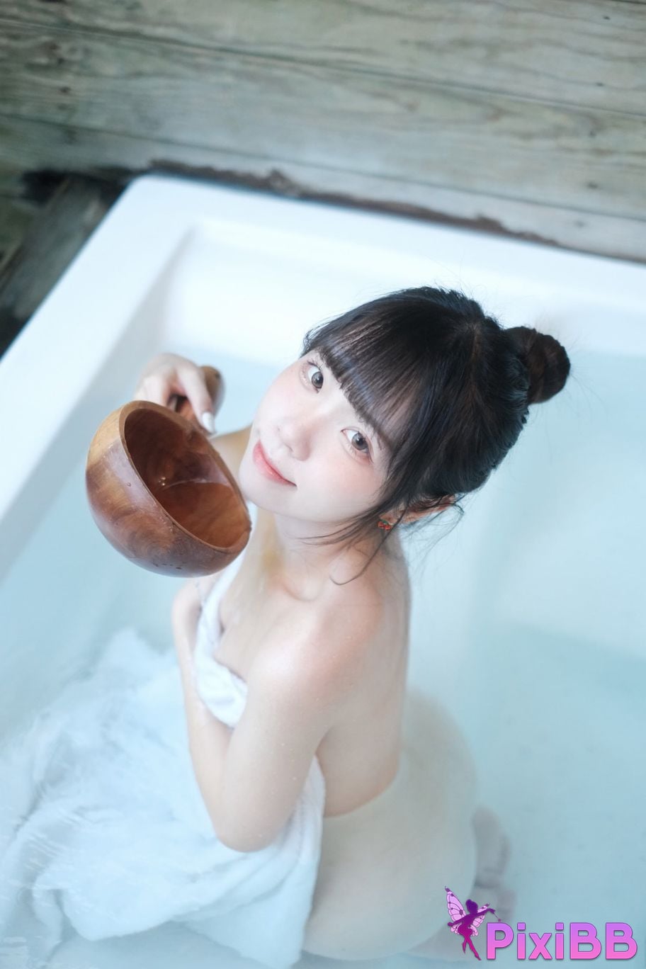 Cosplayer Cocoa Little White Rabbit Yi Luan Qing Mi noWen Quan Zhi Lu PixiBB.COM 019