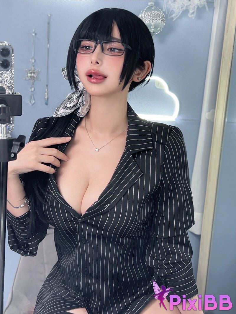 Cosplayer HaL Hull Fantia 2024 Year 12 Monthly Subscription Collection PixiBB.COM 055