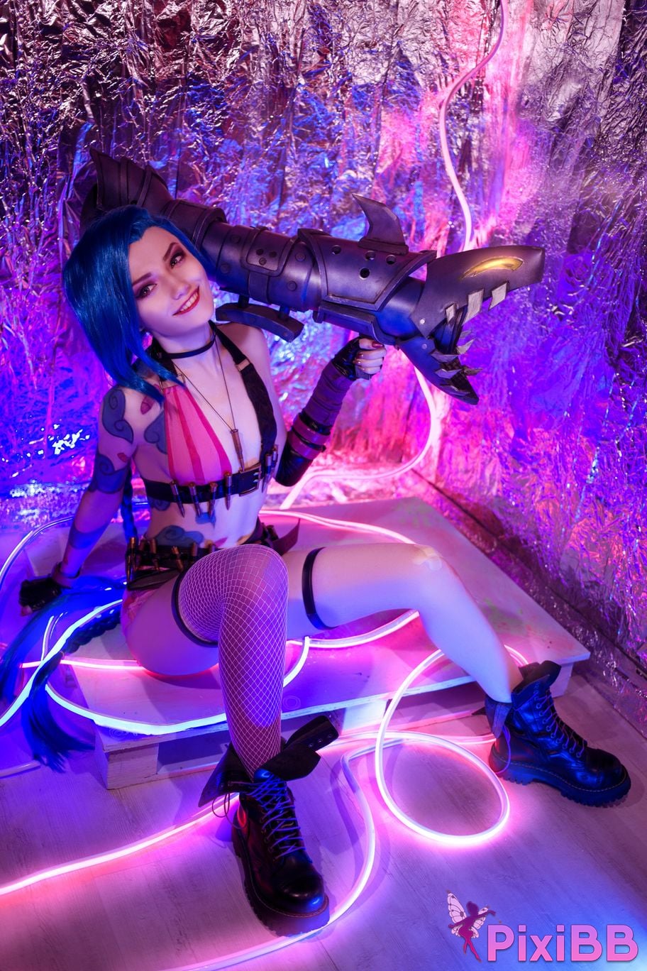 CarryKey Jinx Neon PixiBB.COM 10