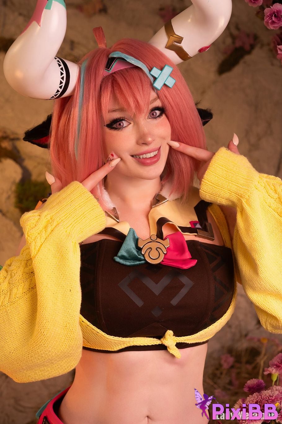 Lady Melamori Varesa PixiBB.COM 11