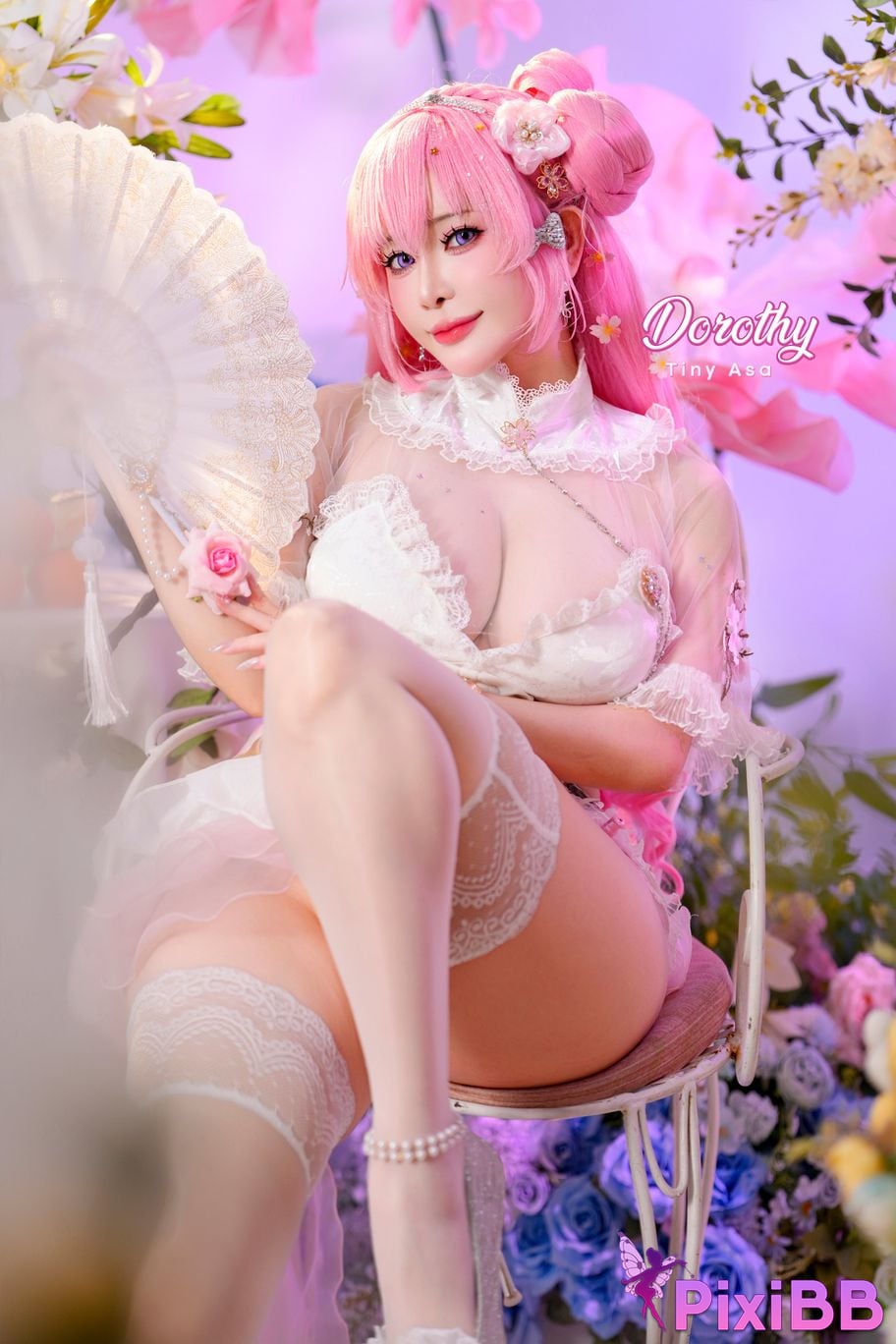 Cosplayer Tiny Asa Dorothy NIKKE PixiBB.COM 002
