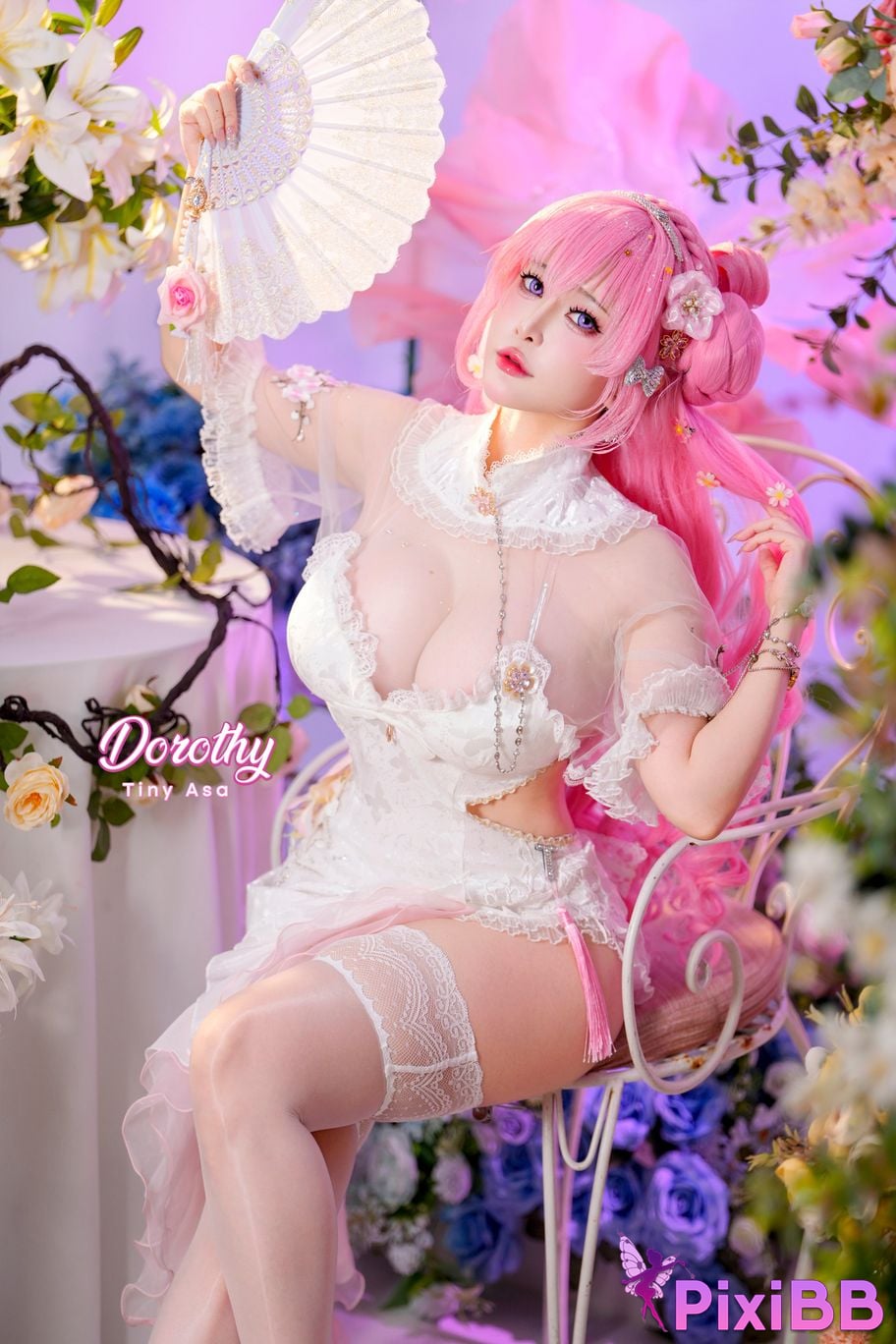 Cosplayer Tiny Asa Dorothy NIKKE PixiBB.COM 007